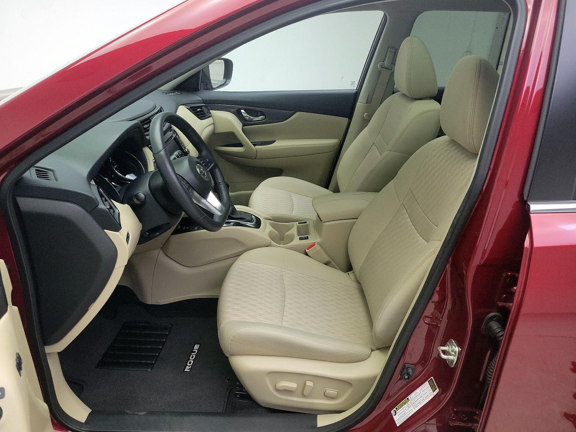 Thumbnail: 2019 Nissan Rogue - 11