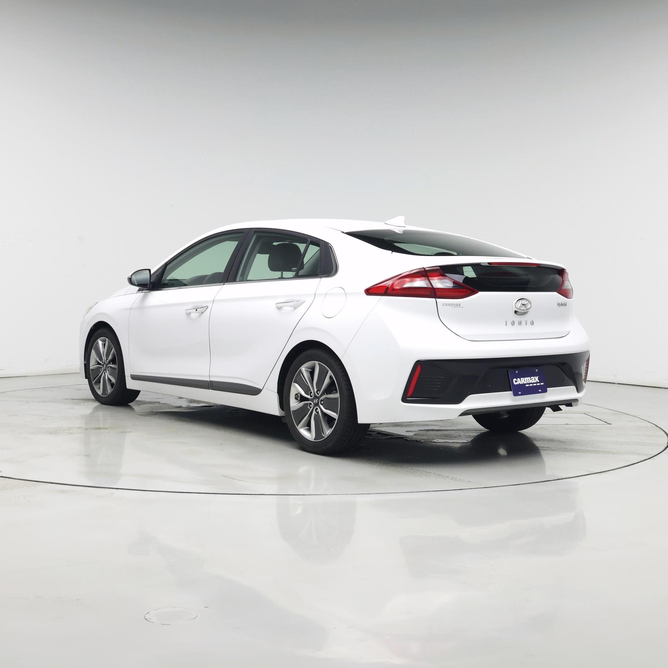 Thumbnail: 2019 Hyundai Ioniq - 2