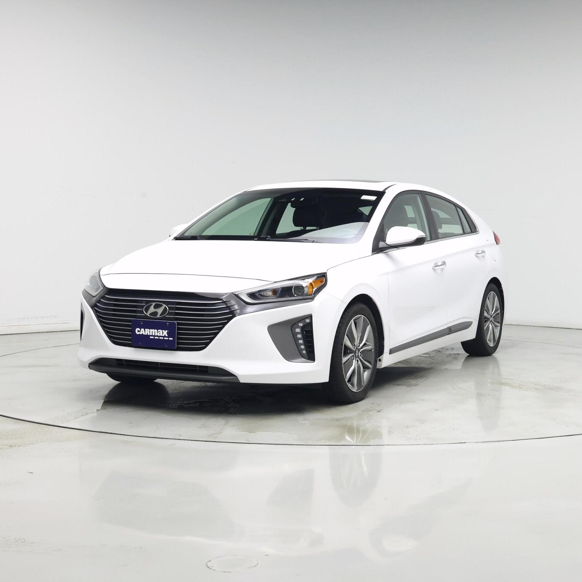 Thumbnail: 2019 Hyundai Ioniq - 4