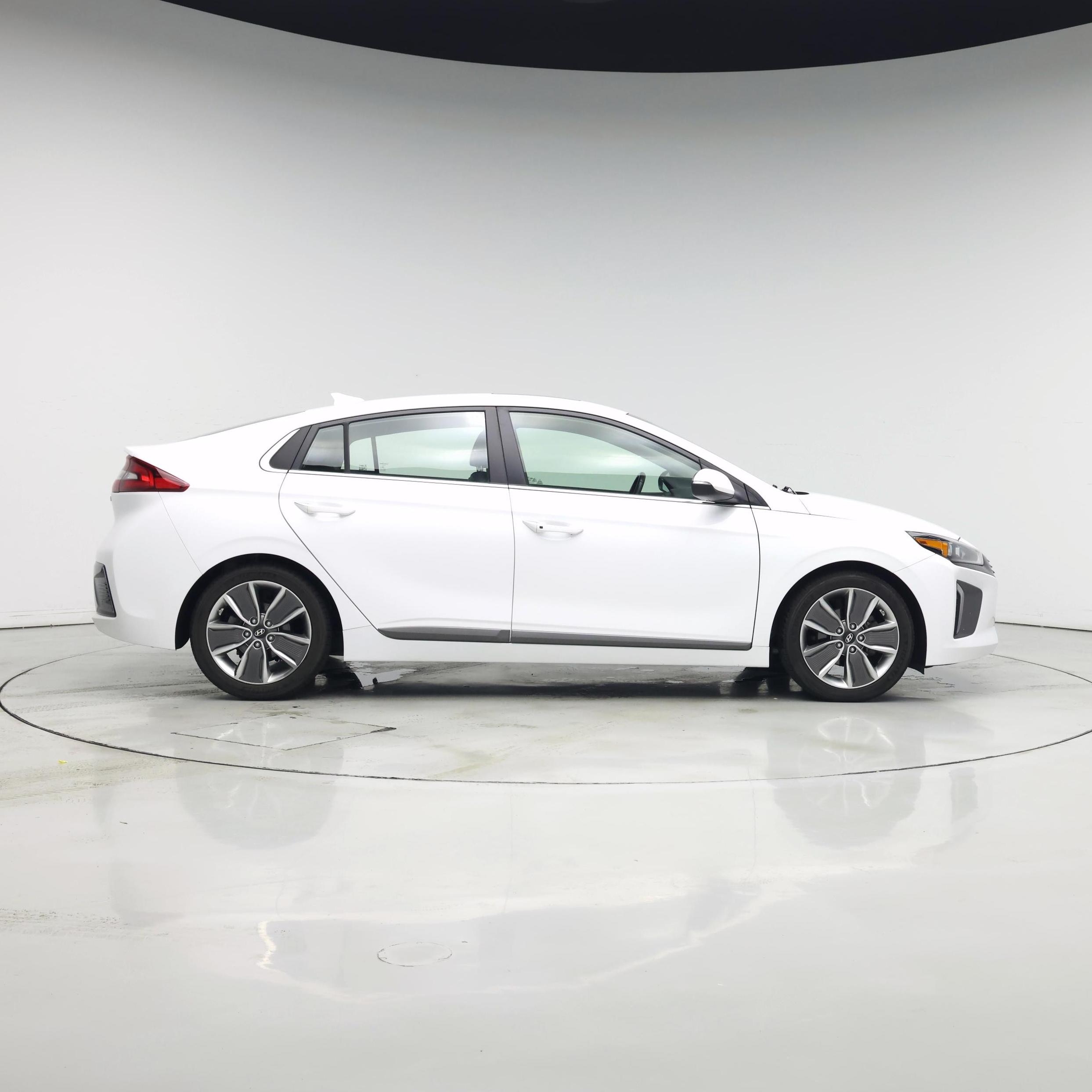 Thumbnail: 2019 Hyundai Ioniq - 7