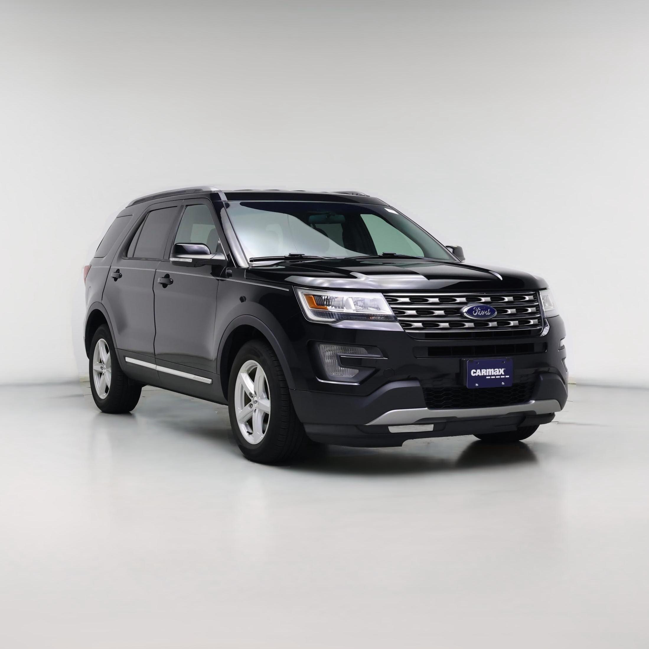 Thumbnail: 2016 Ford Explorer - 1