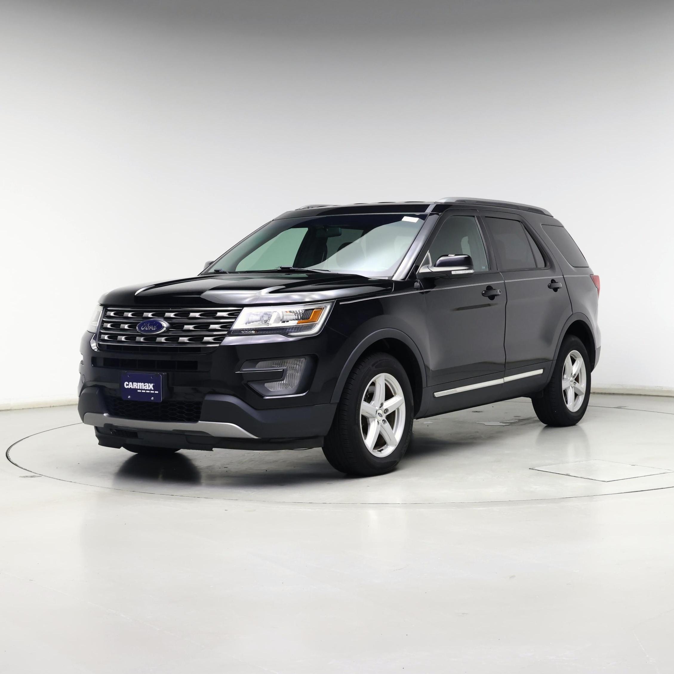 Thumbnail: 2016 Ford Explorer - 4