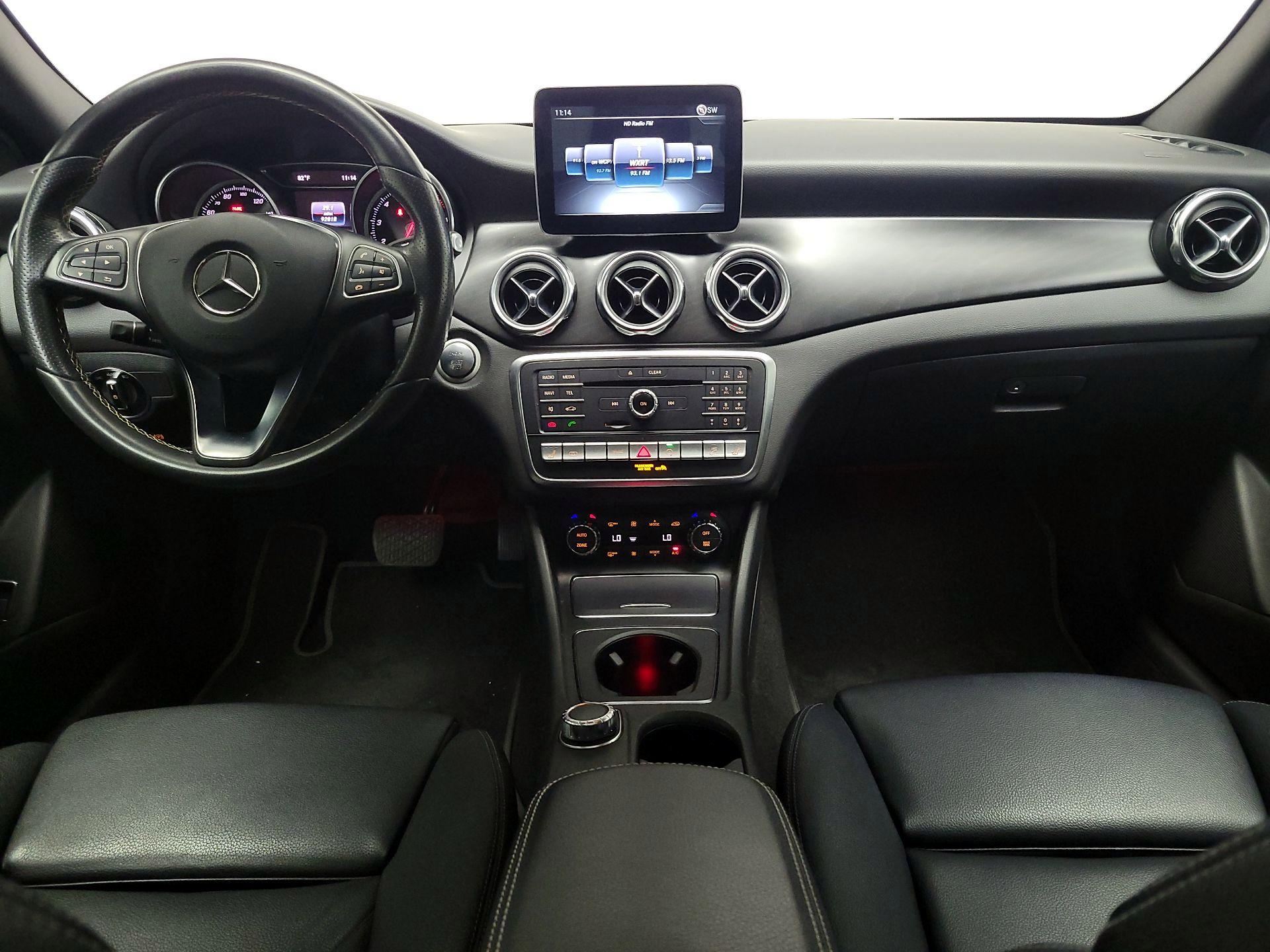 Thumbnail: 2018 Mercedes-Benz GLA - 9