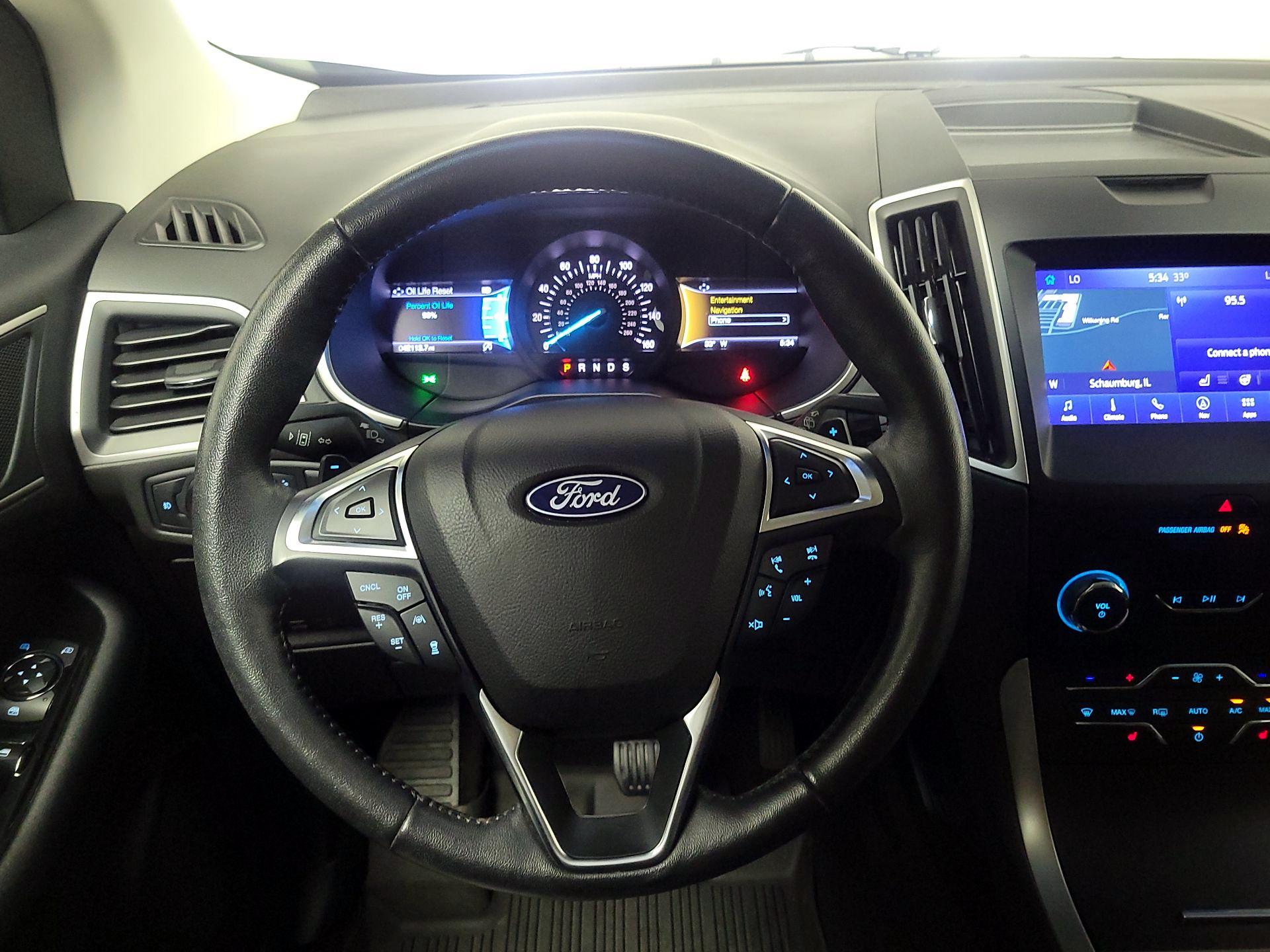 Thumbnail: 2020 Ford Edge - 10