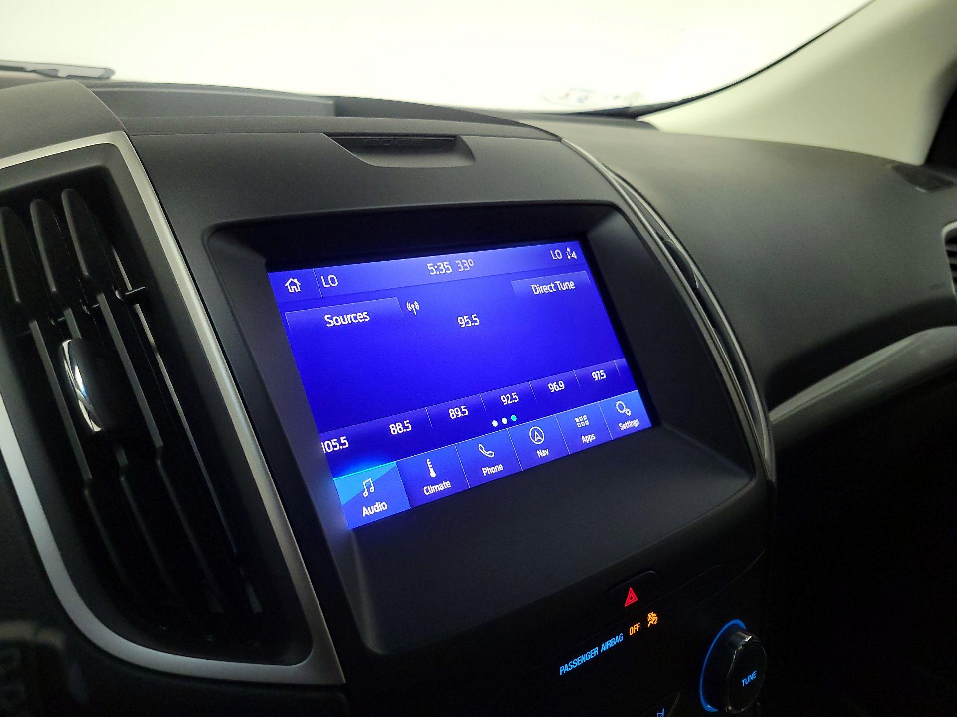 Thumbnail: 2020 Ford Edge - 16
