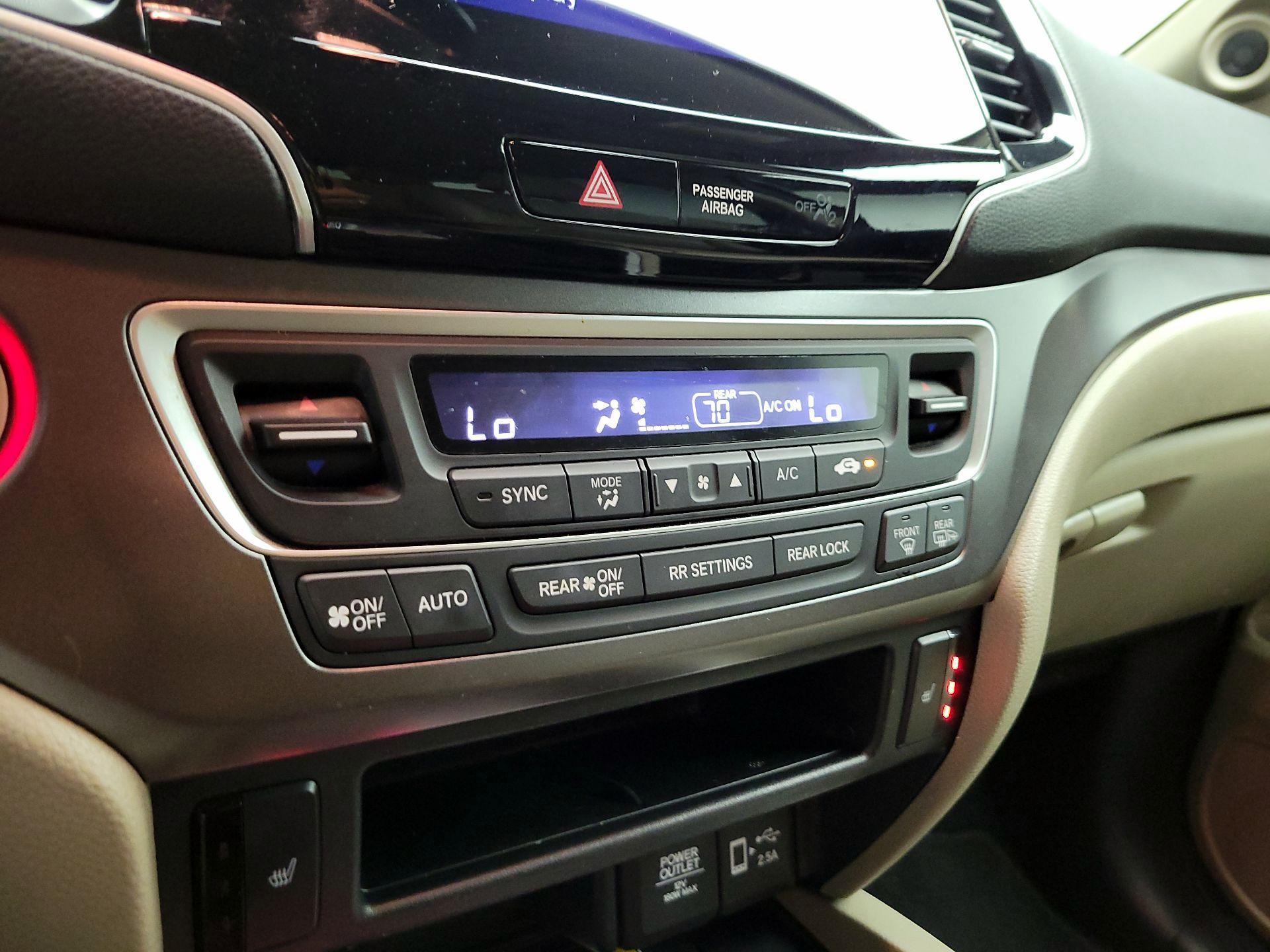 Thumbnail: 2022 Honda Pilot - 16