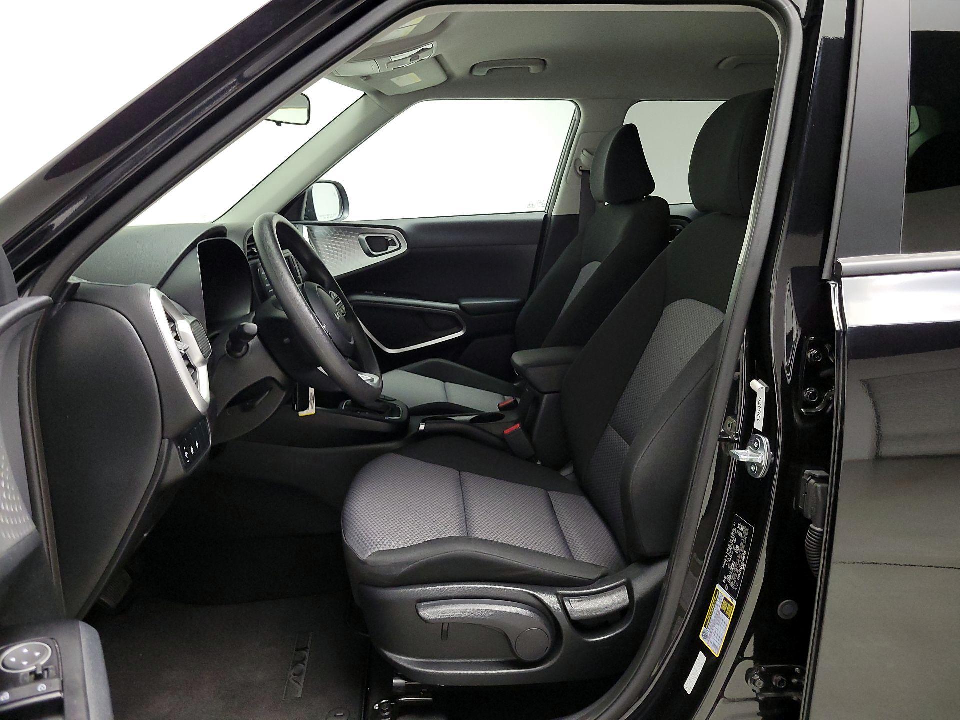 Thumbnail: 2023 Kia Soul - 11