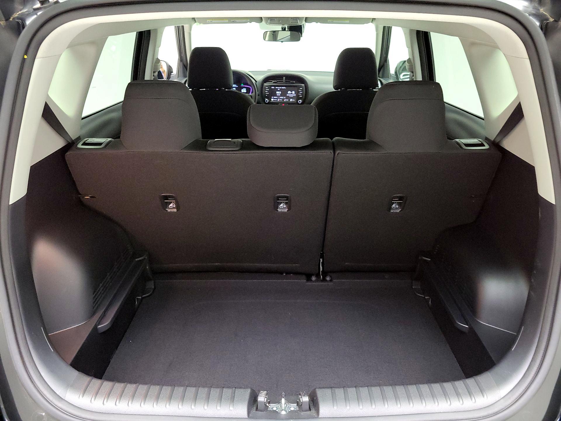 Thumbnail: 2023 Kia Soul - 20