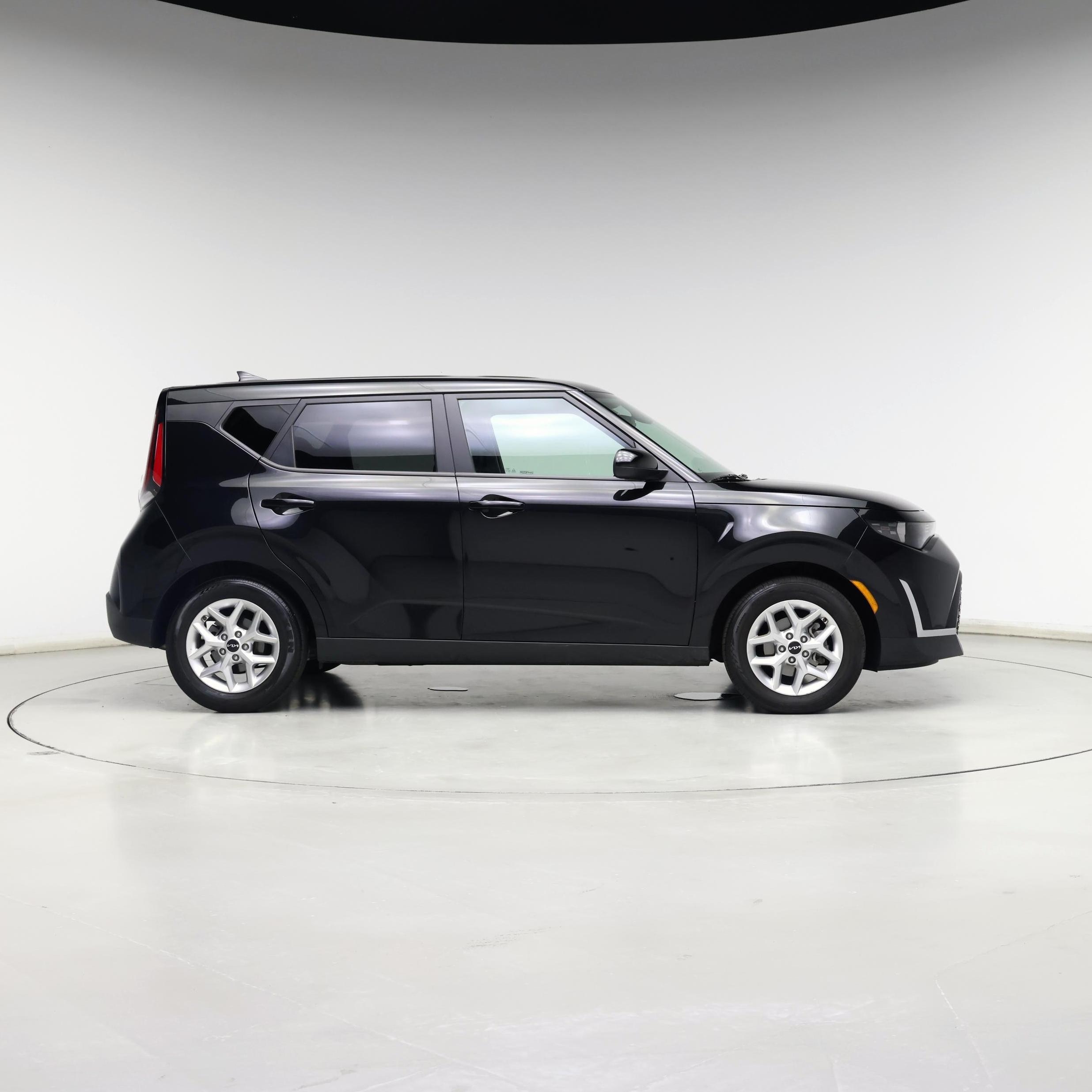Thumbnail: 2023 Kia Soul - 7