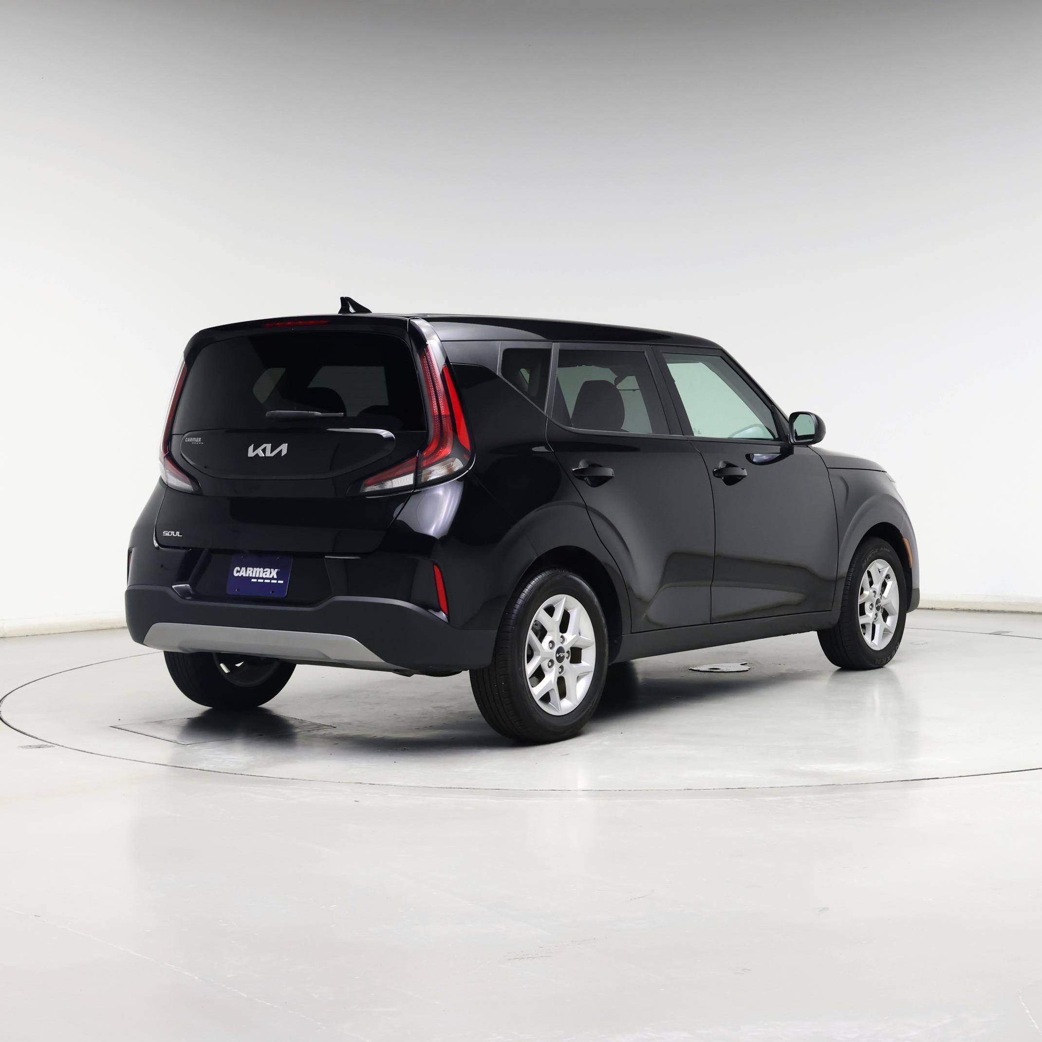 Thumbnail: 2023 Kia Soul - 8