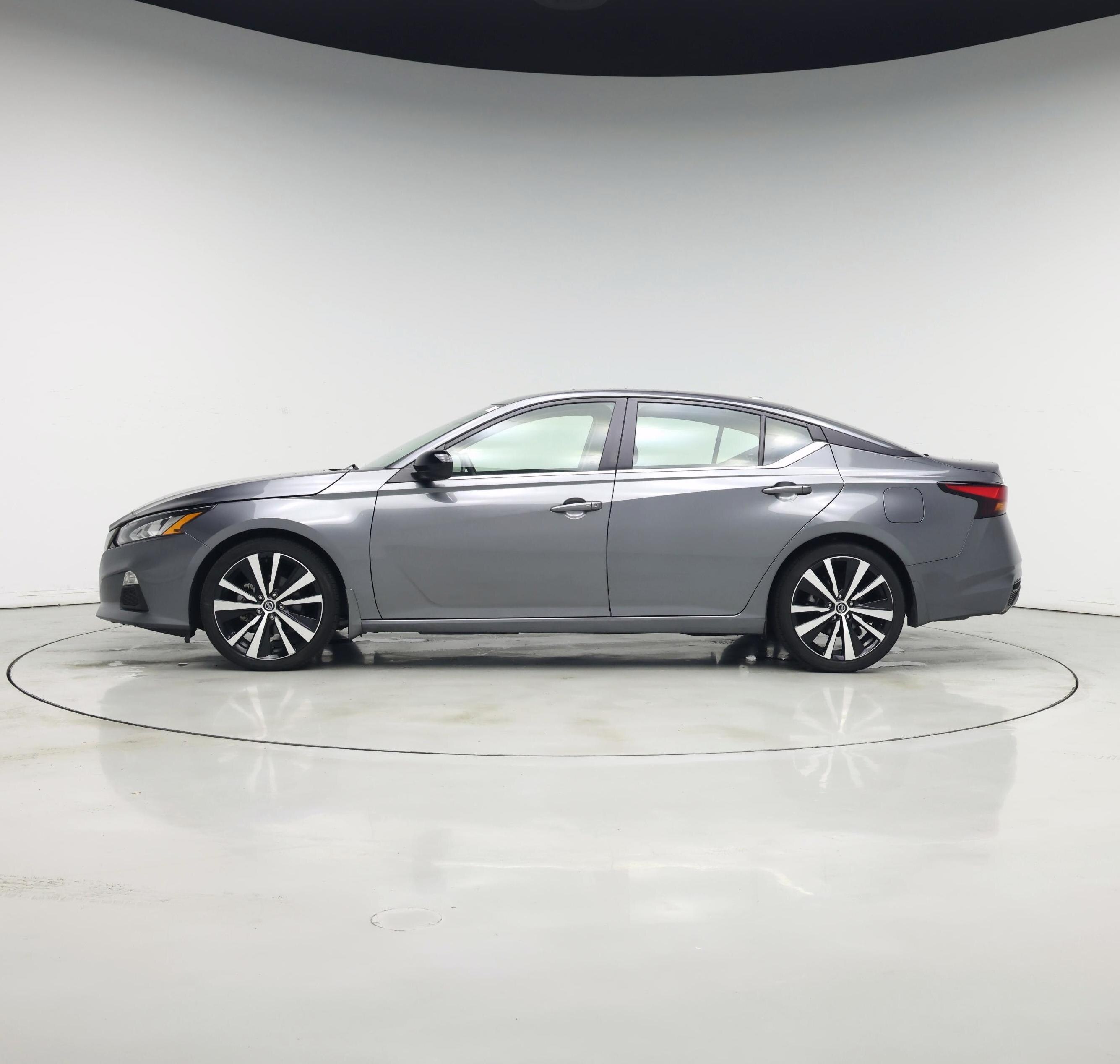 Thumbnail: 2022 Nissan Altima - 3