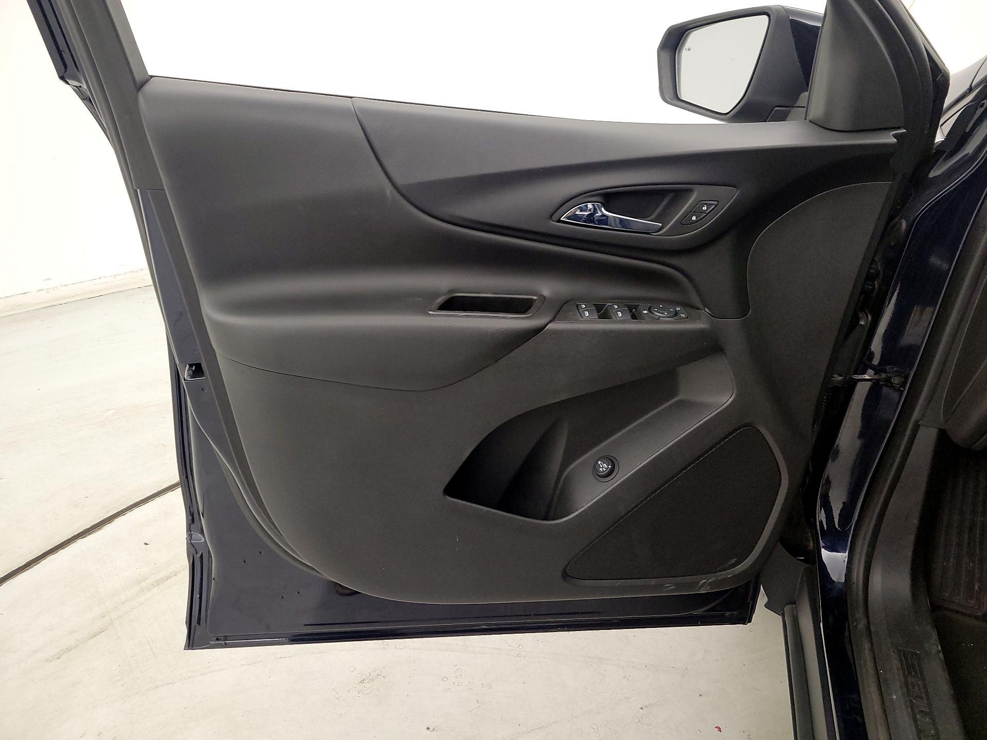 Thumbnail: 2020 Chevrolet Equinox - 12