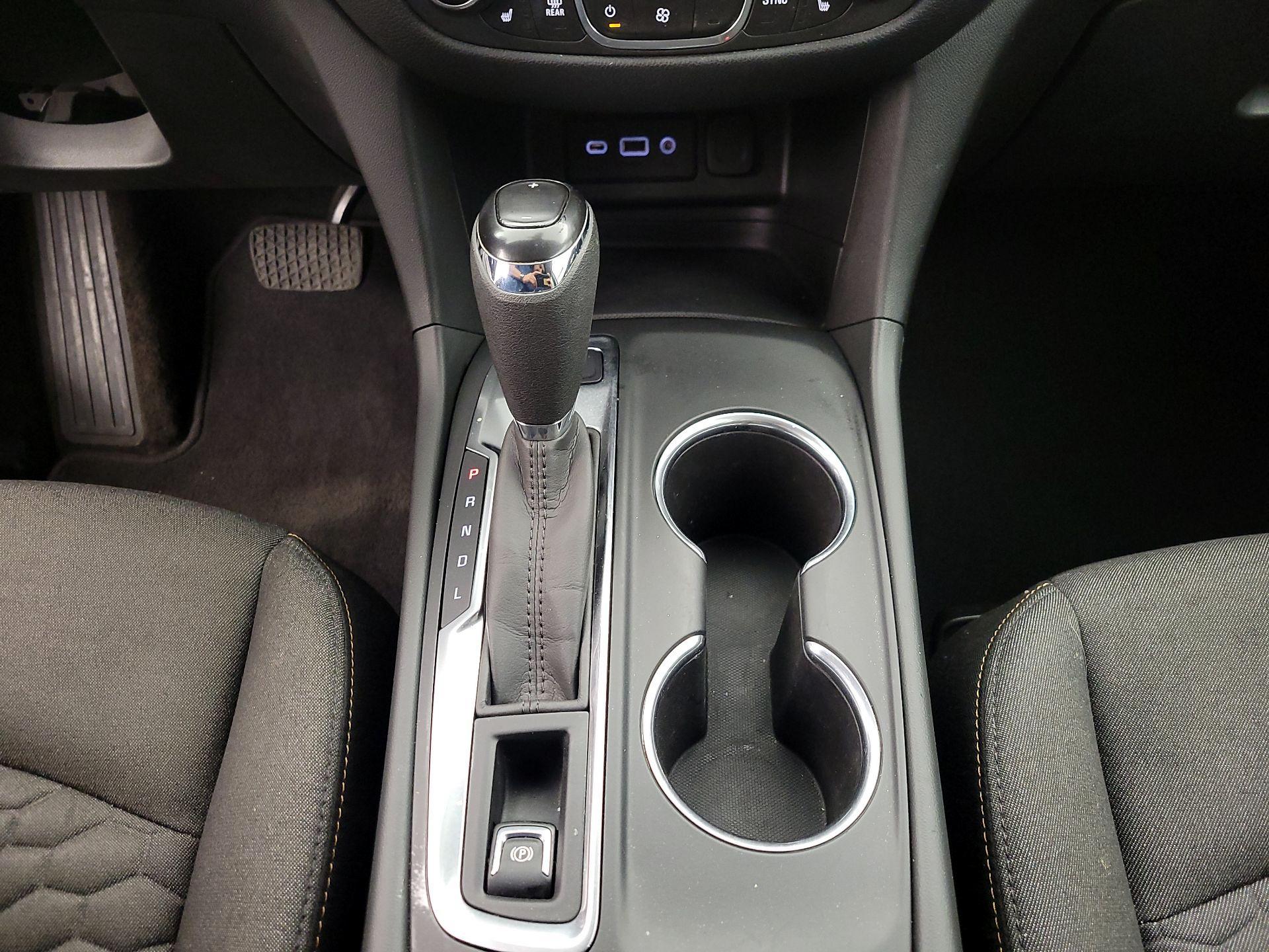 Thumbnail: 2020 Chevrolet Equinox - 17