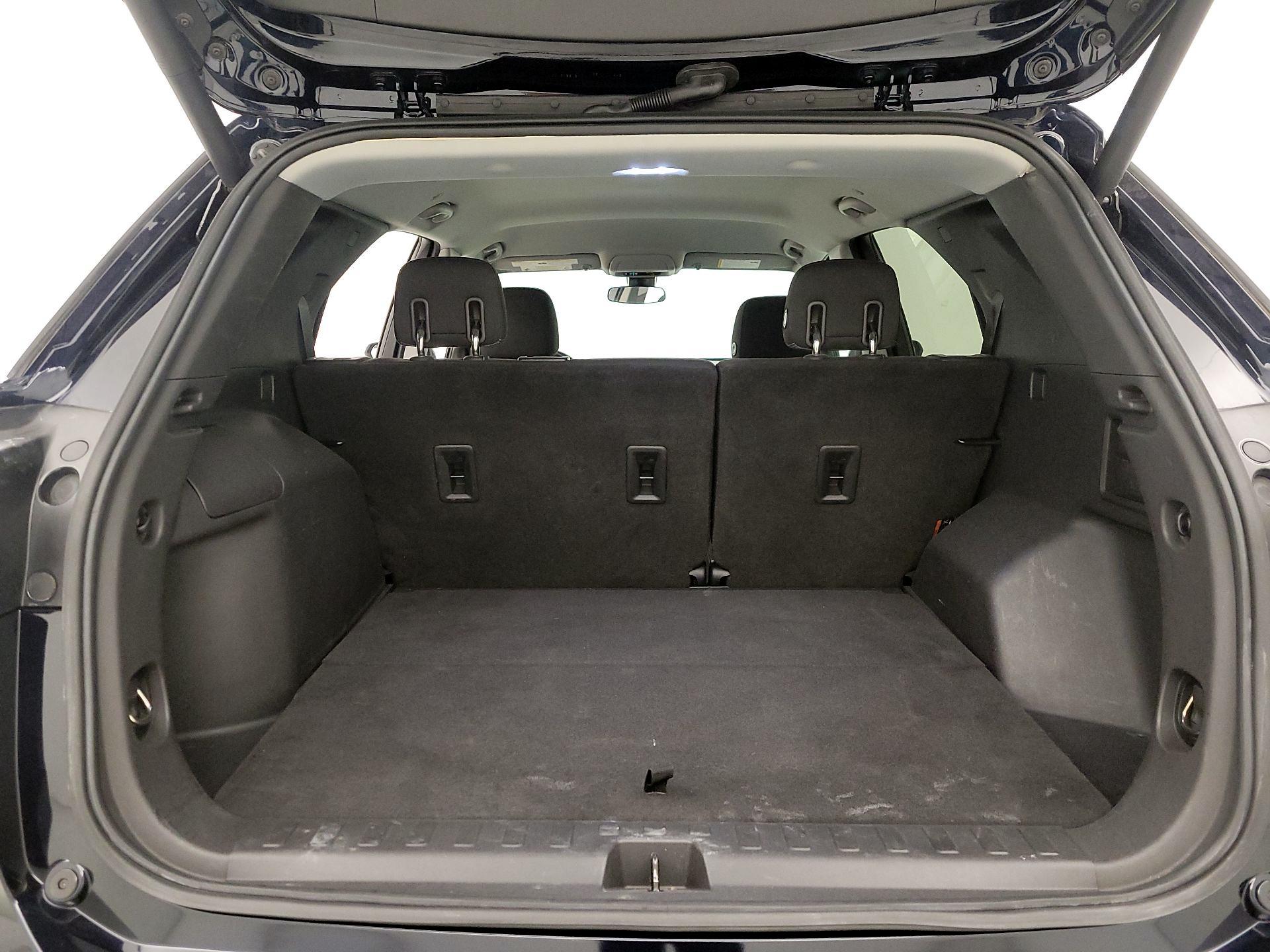 Thumbnail: 2020 Chevrolet Equinox - 20