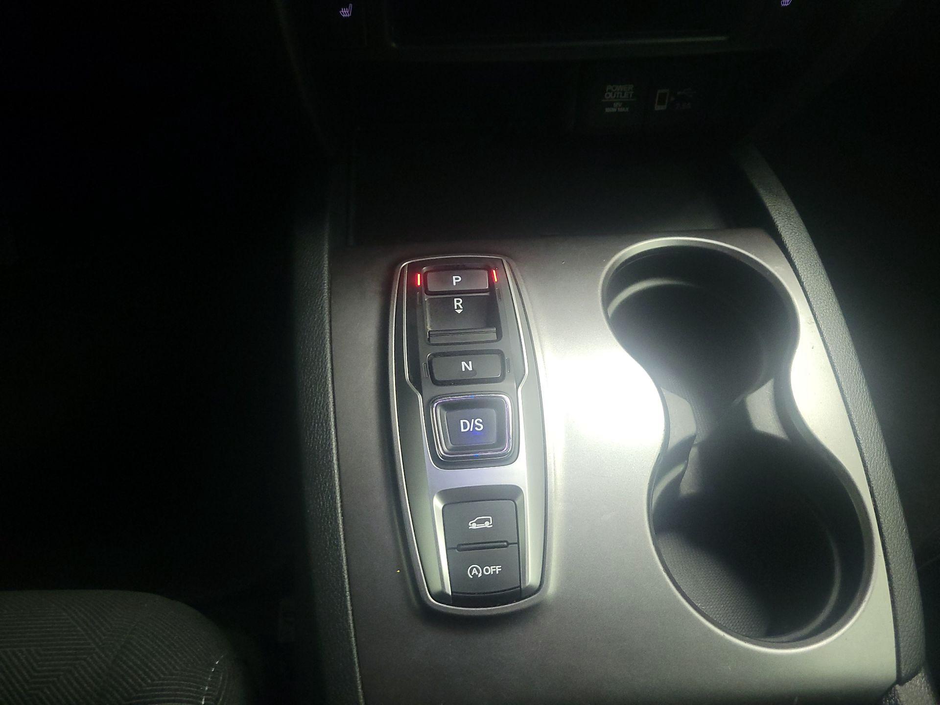 Thumbnail: 2022 Honda Pilot - 16