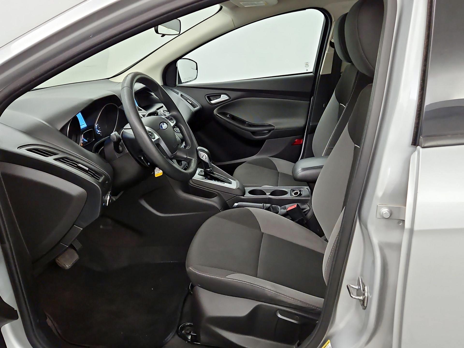 Thumbnail: 2014 Ford Focus - 11