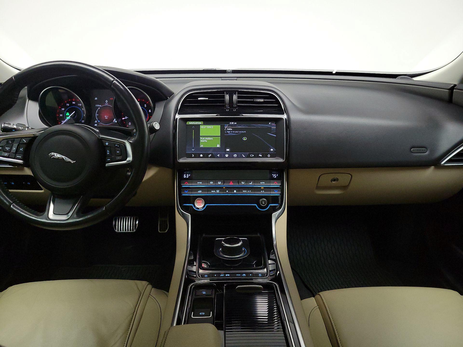 Thumbnail: 2019 Jaguar XE - 9