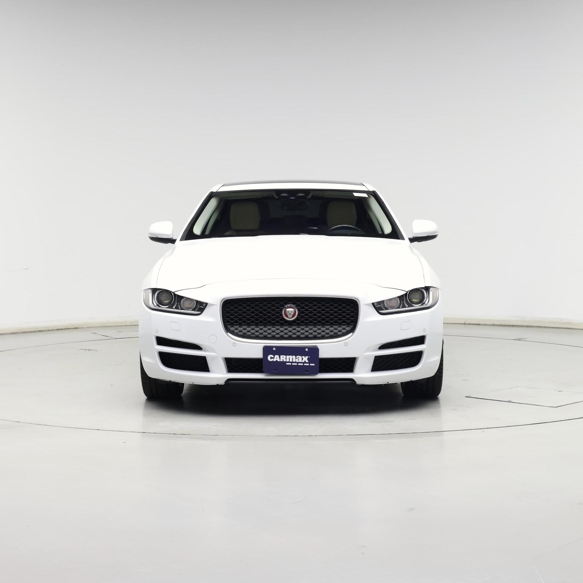 Thumbnail: 2019 Jaguar XE - 5