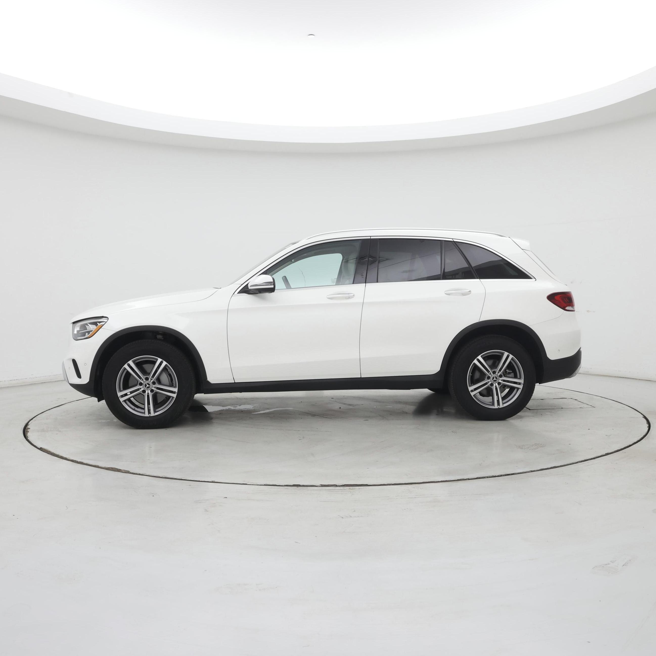 Thumbnail: 2022 Mercedes-Benz GLC - 3
