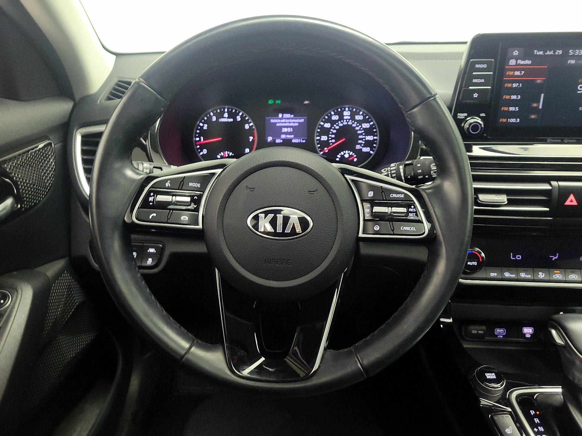 Thumbnail: 2021 Kia Seltos - 10