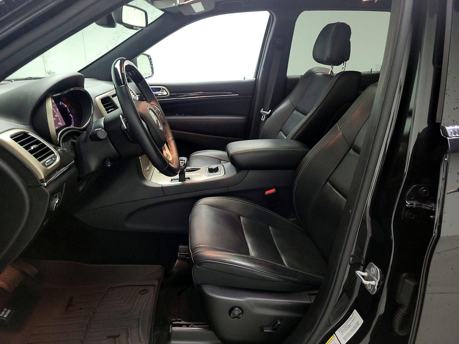 Thumbnail: 2014 Jeep Grand Cherokee - 11