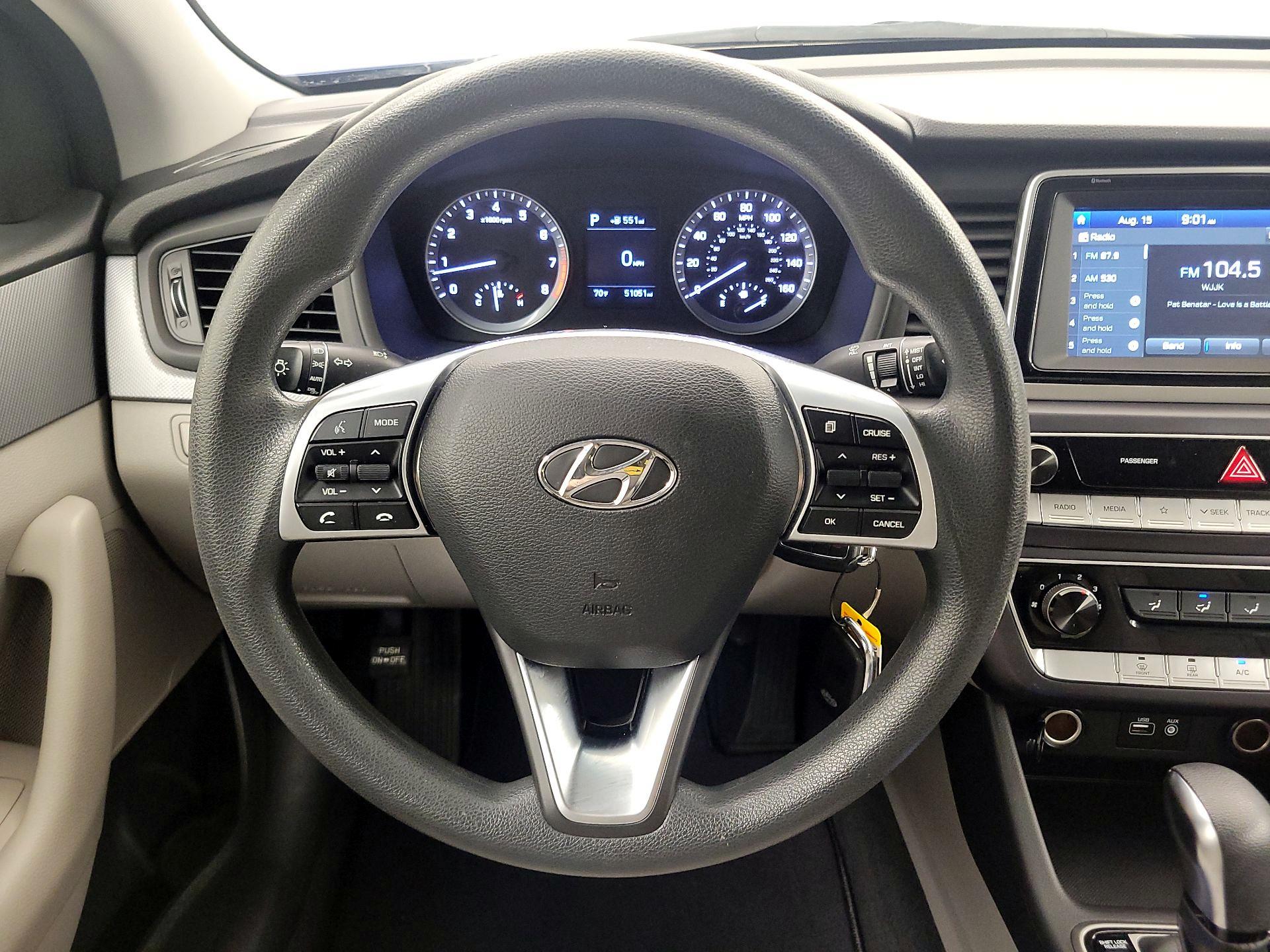 Thumbnail: 2019 Hyundai Sonata - 10
