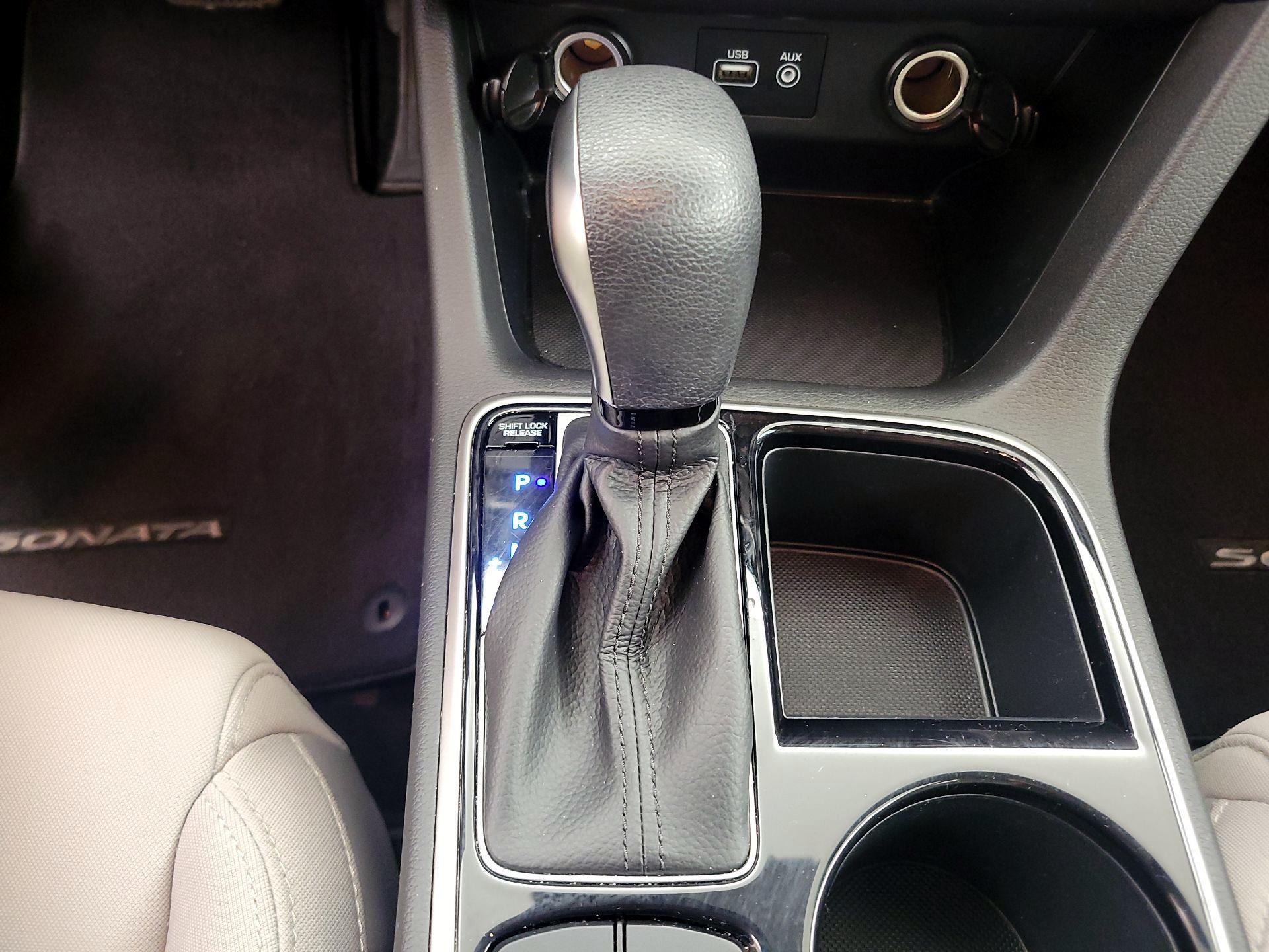 Thumbnail: 2019 Hyundai Sonata - 17