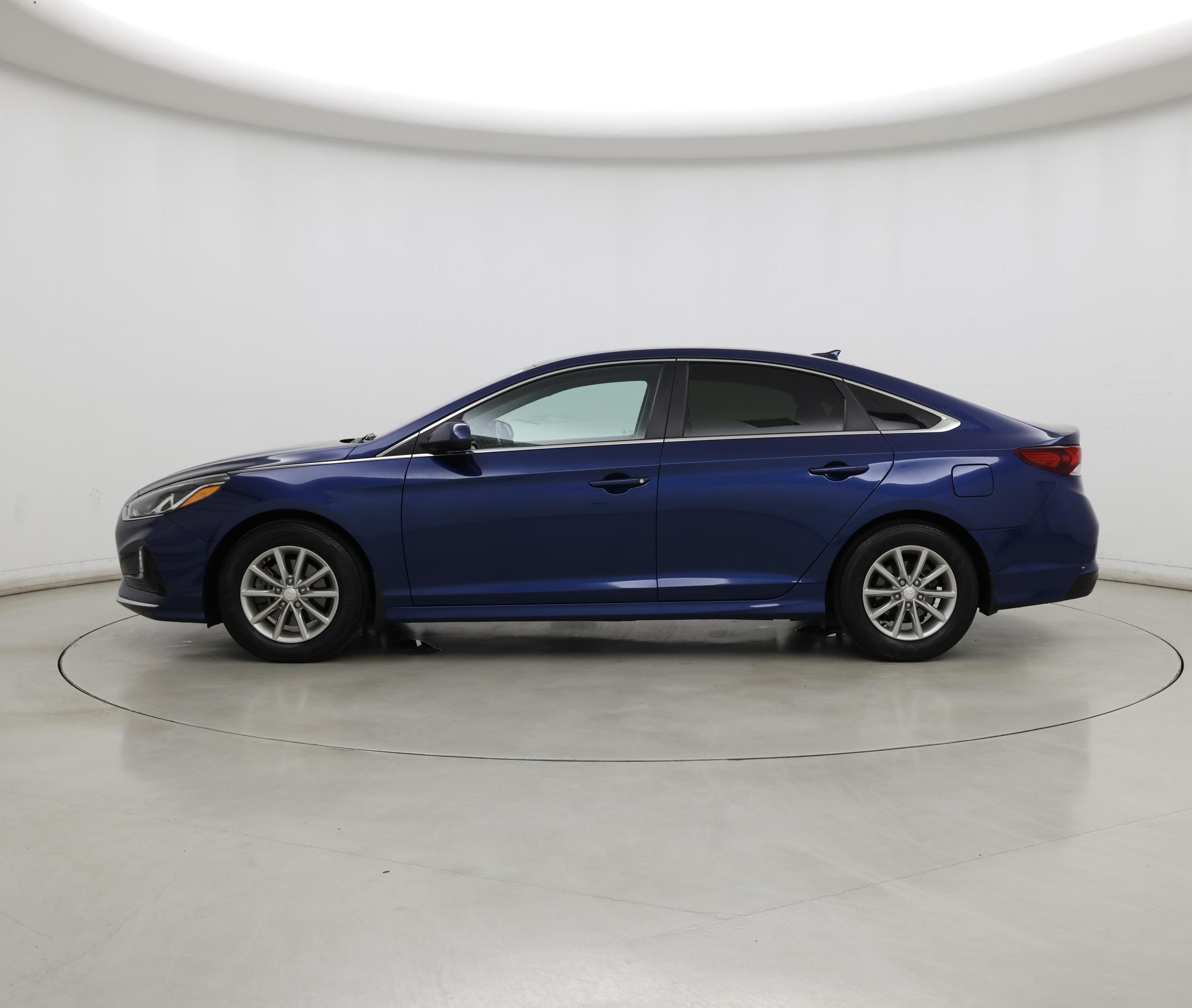 Thumbnail: 2019 Hyundai Sonata - 3