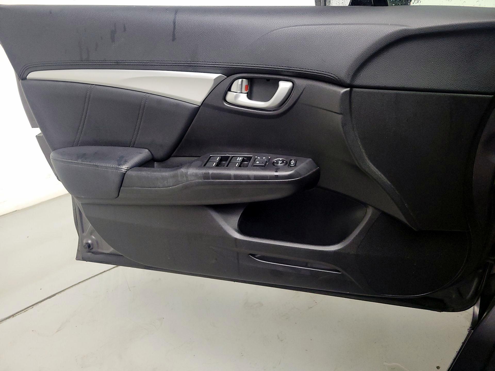 Thumbnail: 2015 Honda Civic - 12