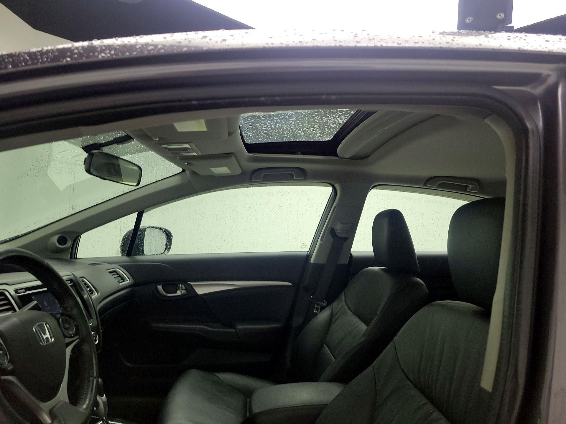 Thumbnail: 2015 Honda Civic - 19