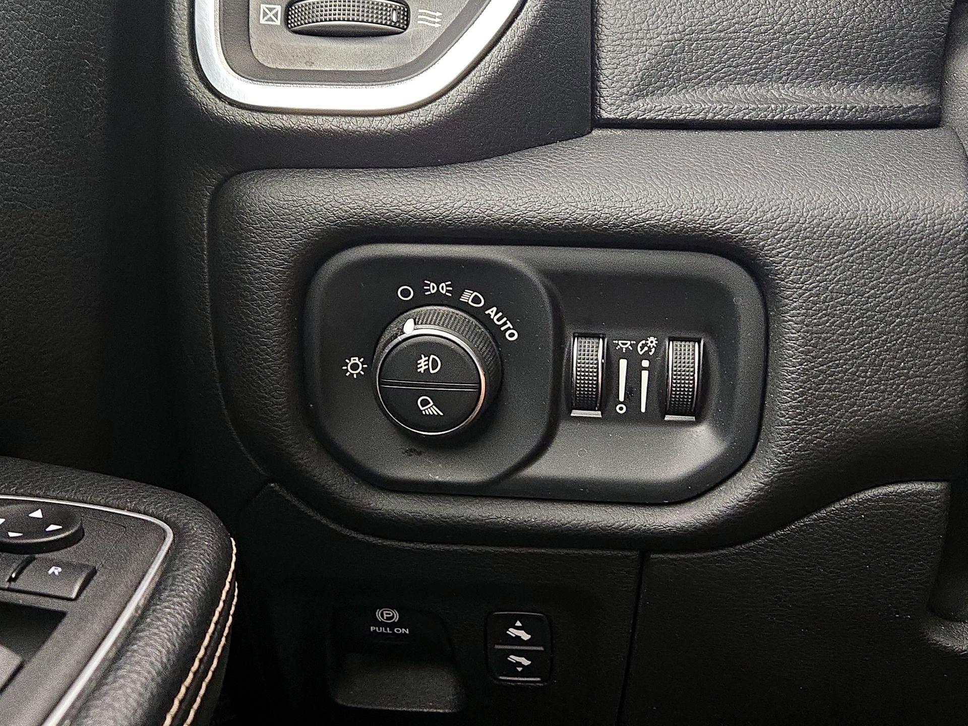 Thumbnail: 2023 RAM 1500 - 13