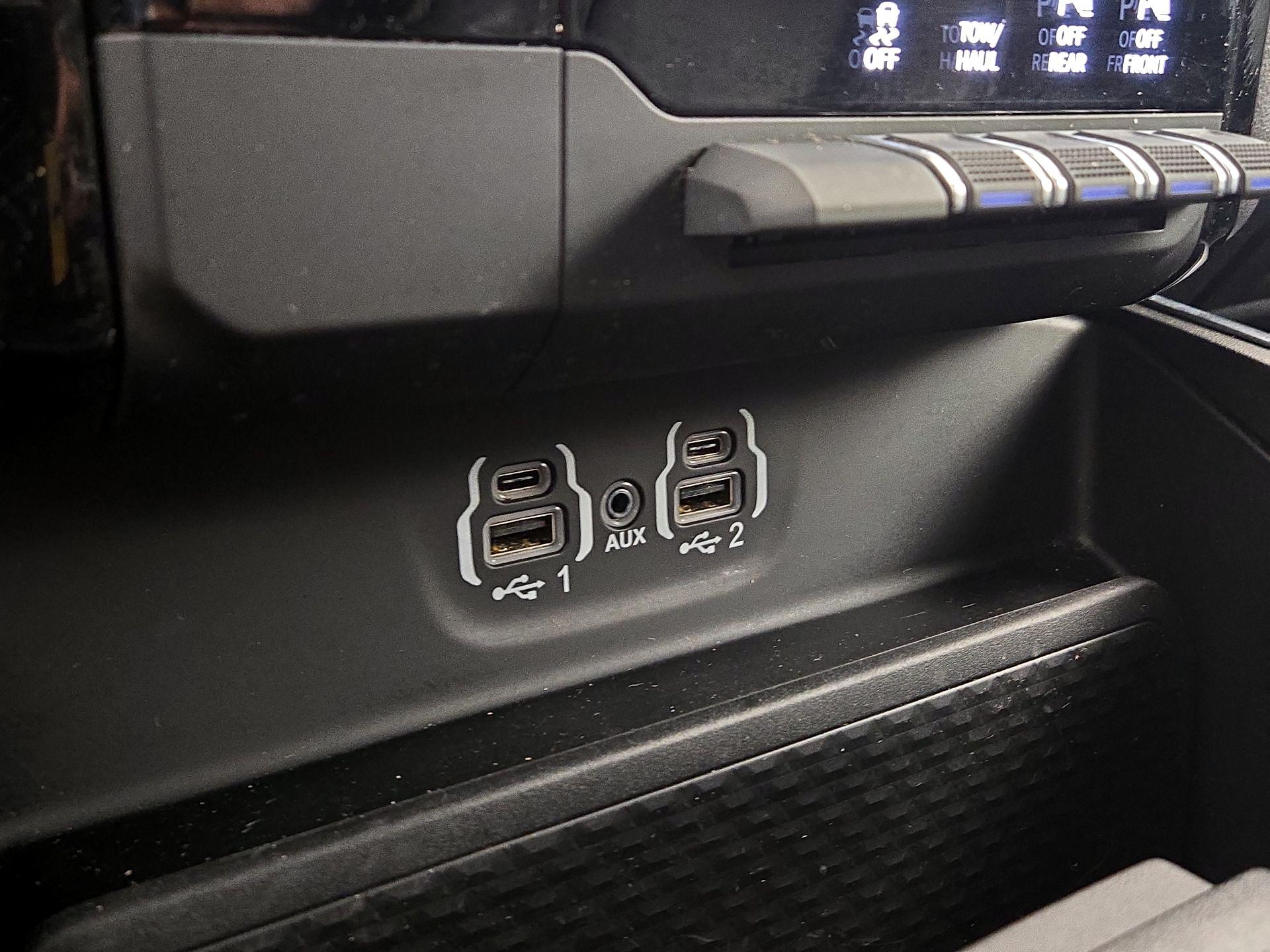 Thumbnail: 2023 RAM 1500 - 19
