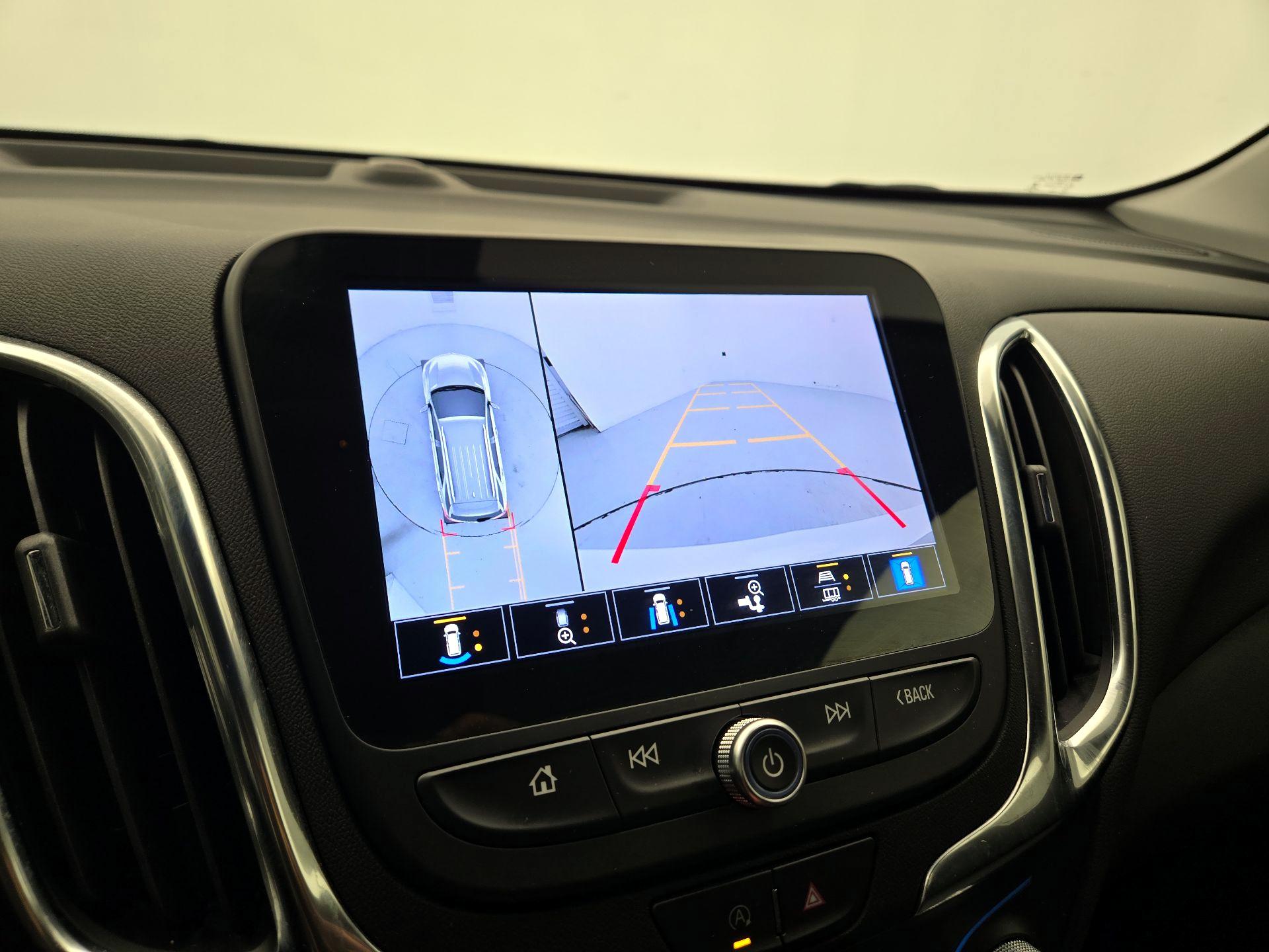Thumbnail: 2022 Chevrolet Equinox - 15