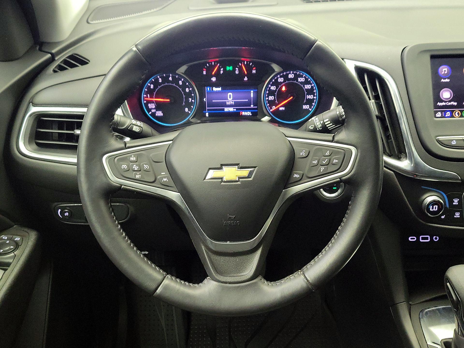 Thumbnail: 2022 Chevrolet Equinox - 10