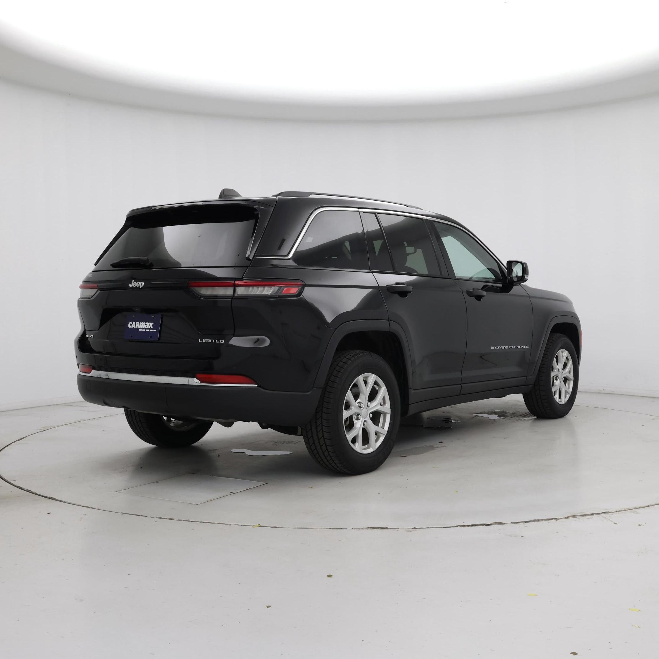 Thumbnail: 2023 Jeep Grand Cherokee - 8