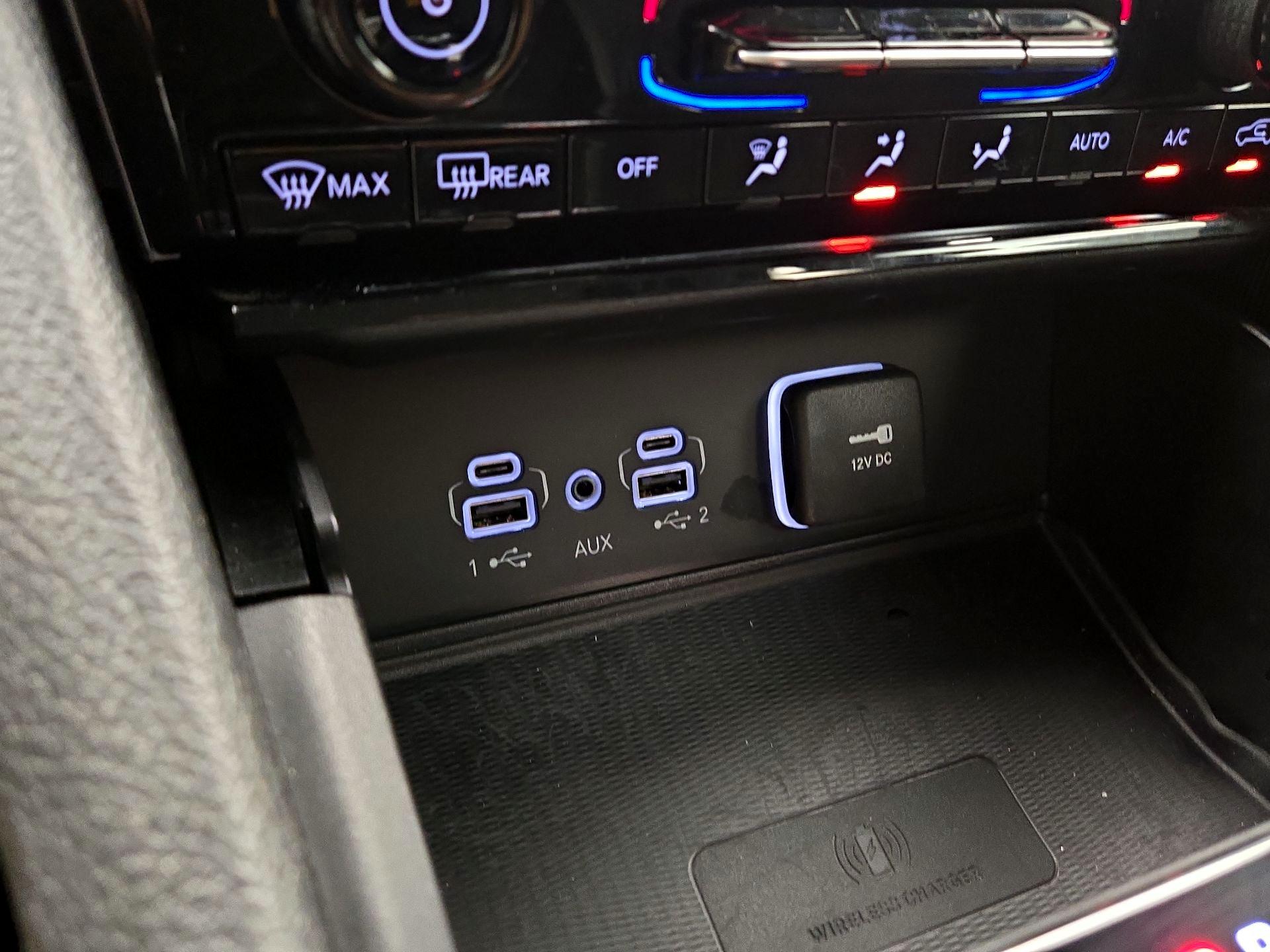 Thumbnail: 2023 Jeep Grand Cherokee - 18