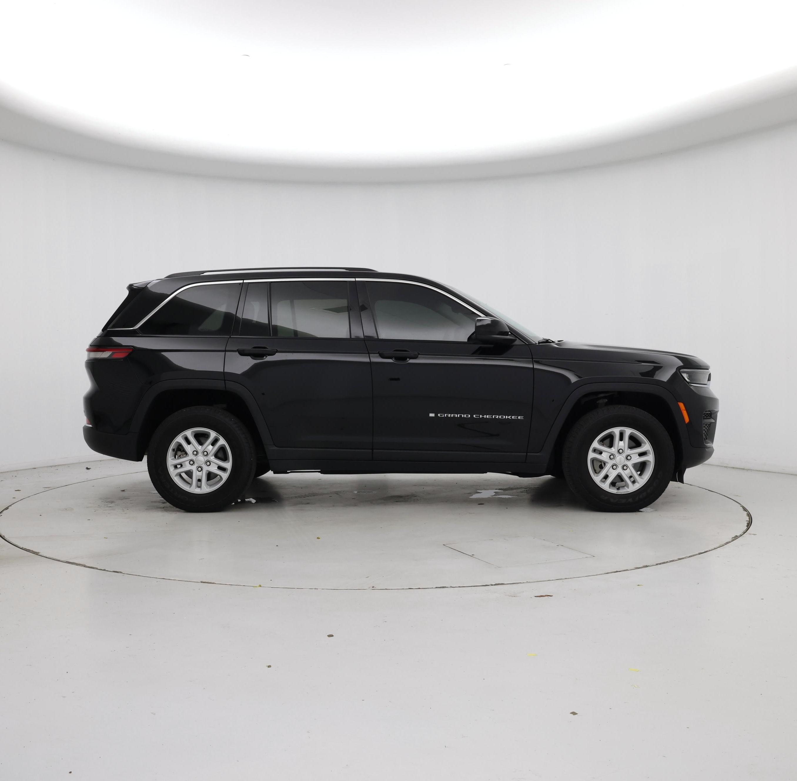 Thumbnail: 2023 Jeep Grand Cherokee - 7