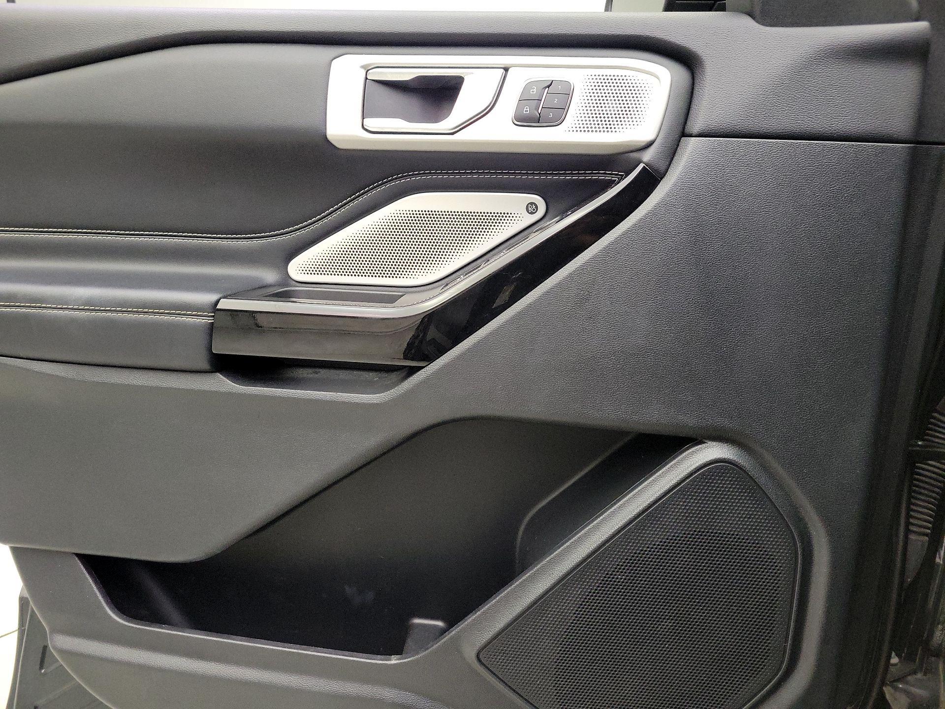 Thumbnail: 2022 Ford Explorer - 12