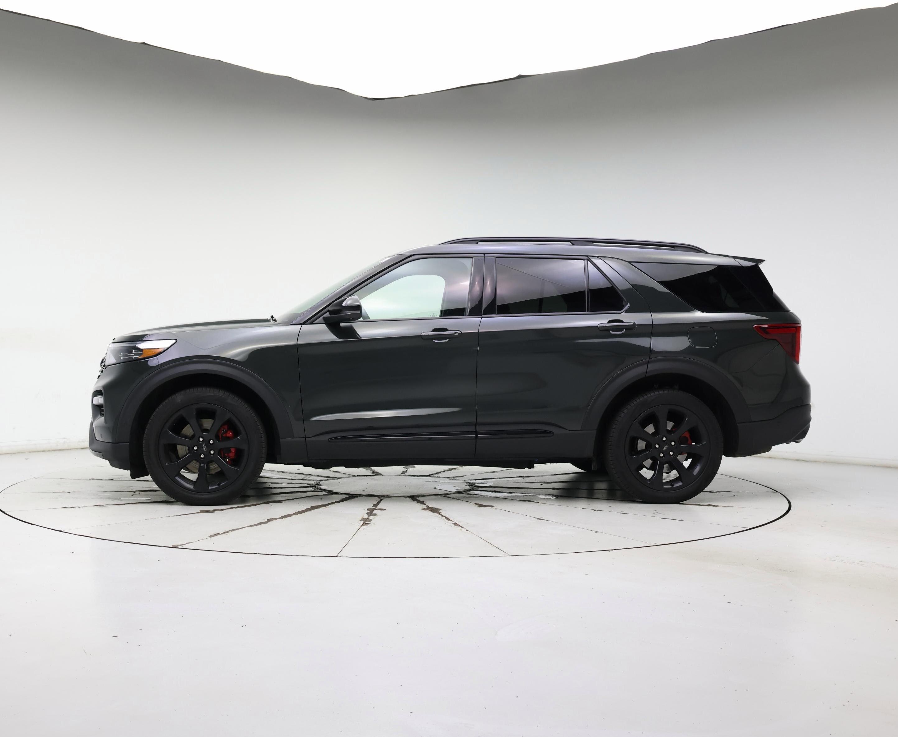 Thumbnail: 2022 Ford Explorer - 3