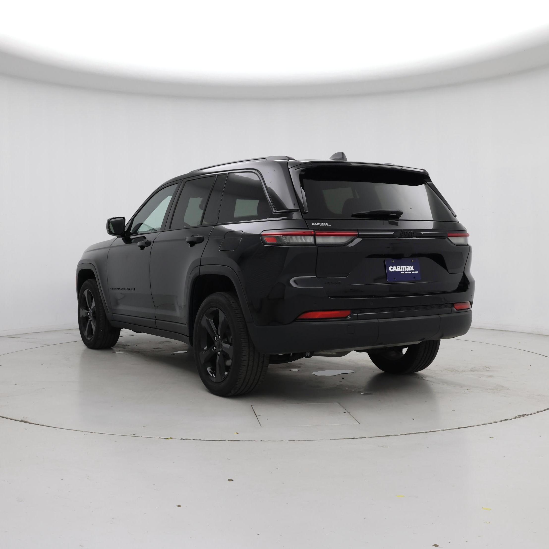 Thumbnail: 2023 Jeep Grand Cherokee - 2