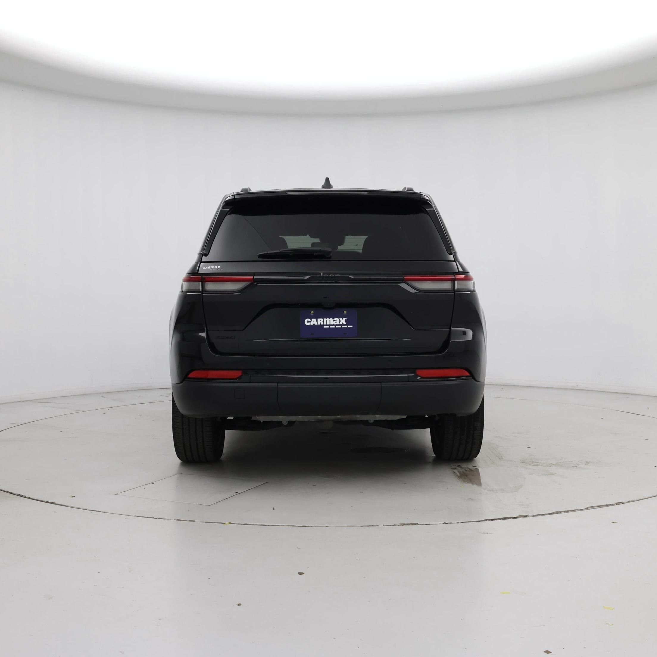 Thumbnail: 2023 Jeep Grand Cherokee - 6