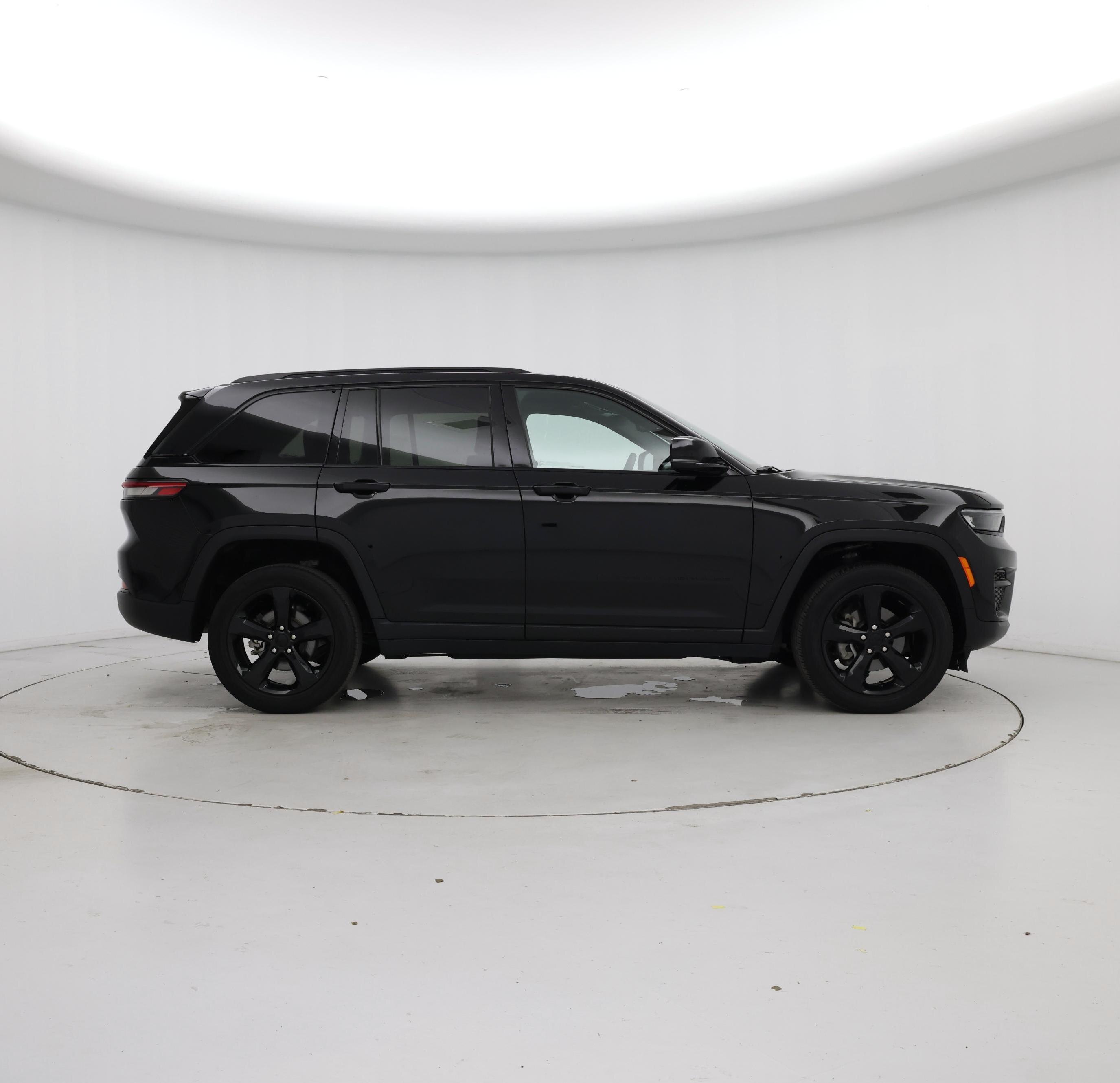 Thumbnail: 2023 Jeep Grand Cherokee - 7
