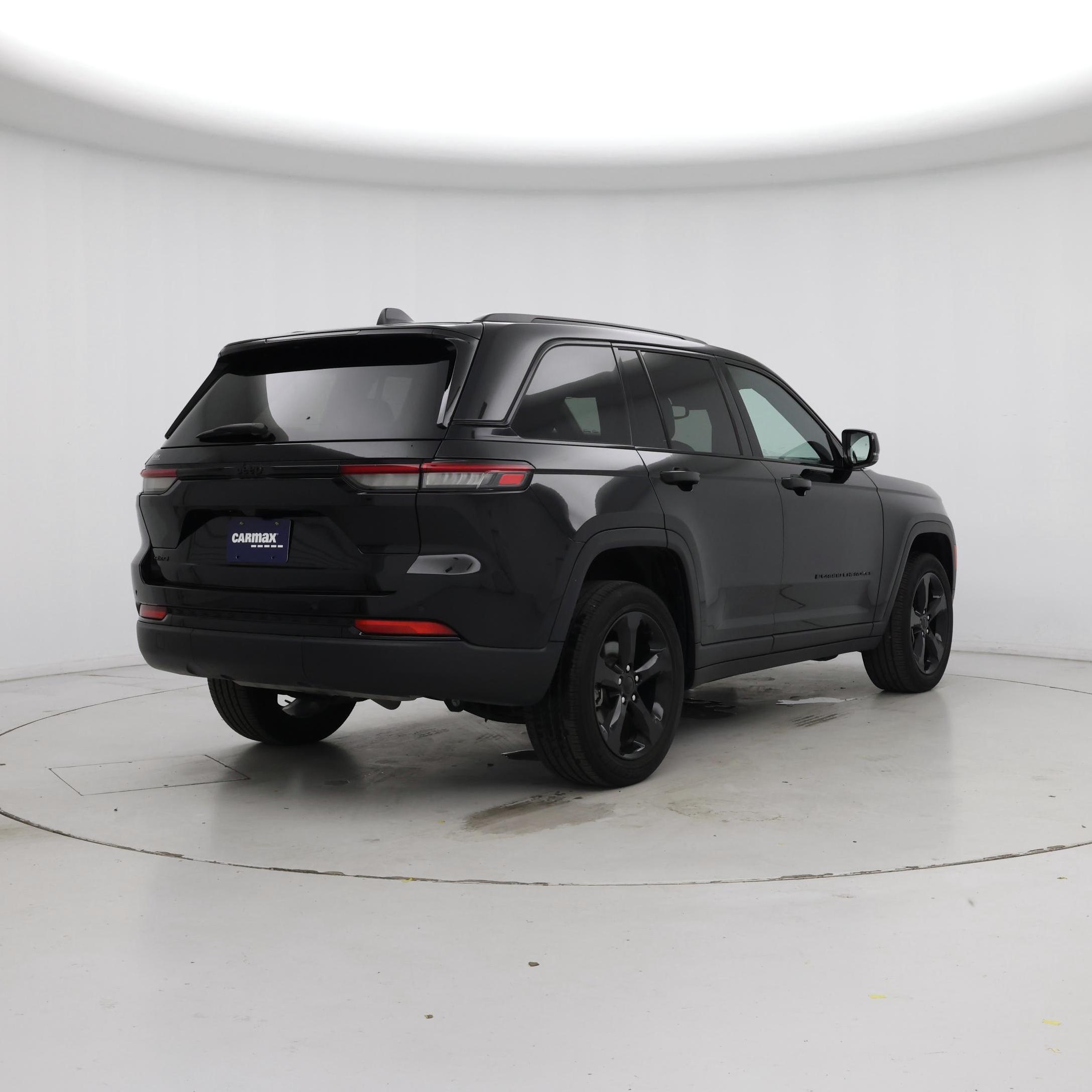 Thumbnail: 2023 Jeep Grand Cherokee - 8