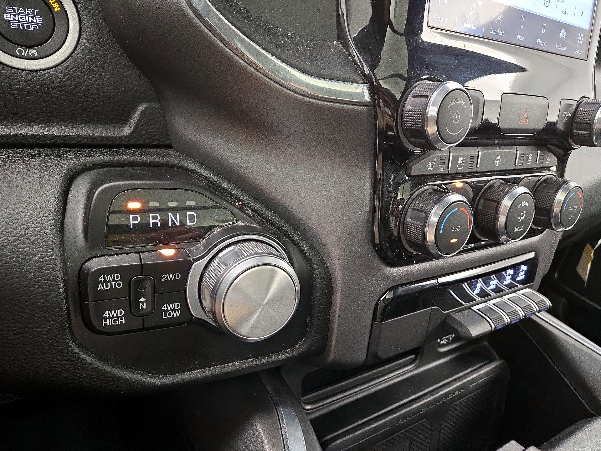Thumbnail: 2022 RAM 1500 - 17