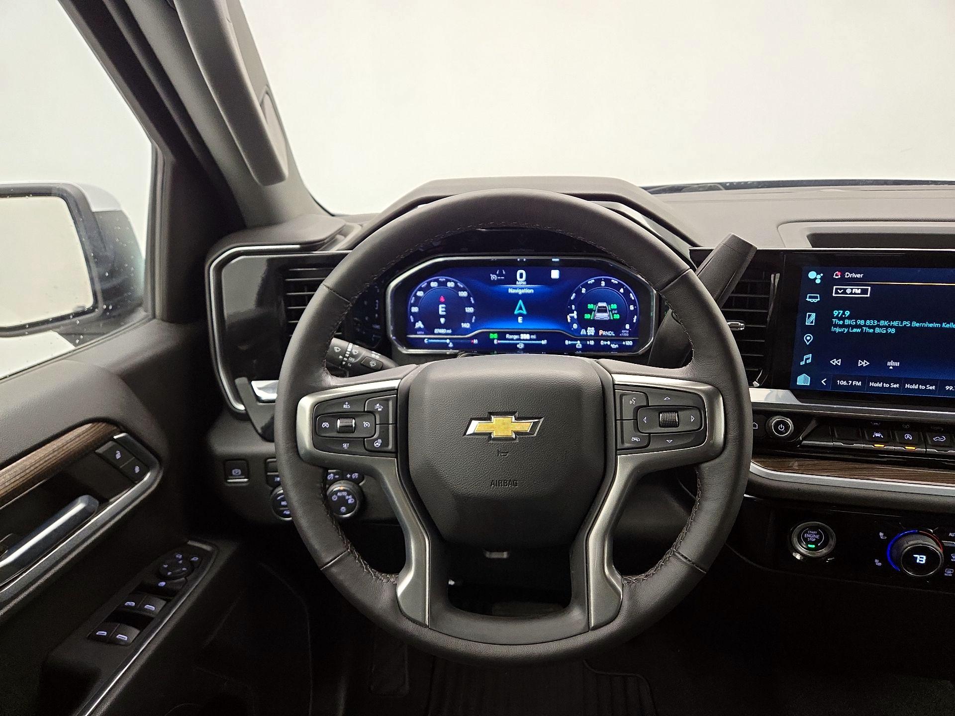 Thumbnail: 2022 Chevrolet Silverado 1500 - 10