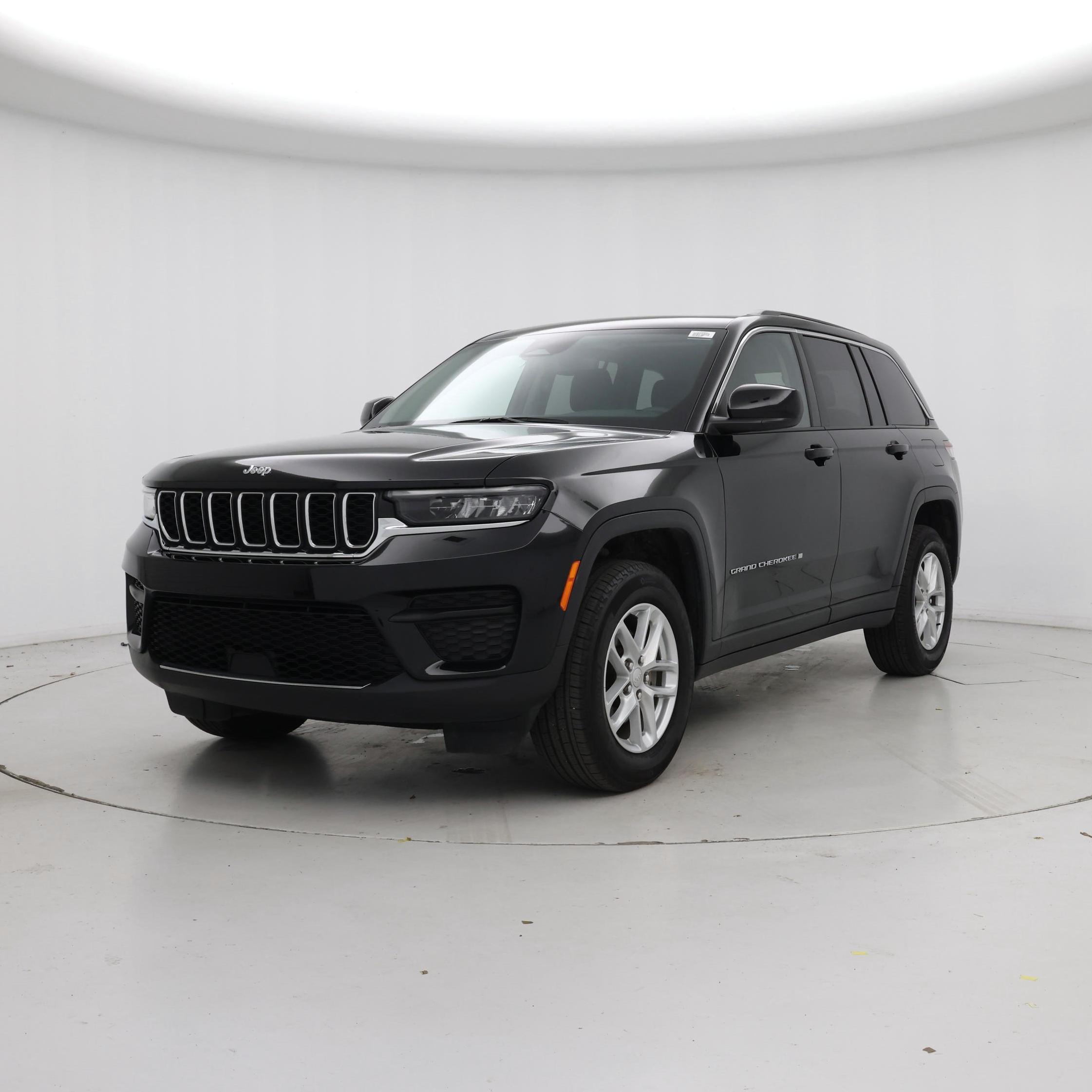 Thumbnail: 2023 Jeep Grand Cherokee - 4