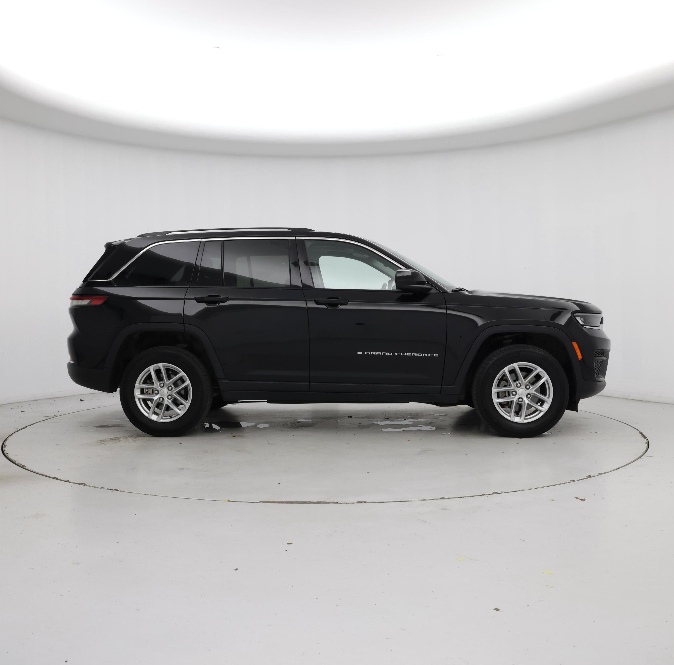 Thumbnail: 2023 Jeep Grand Cherokee - 7