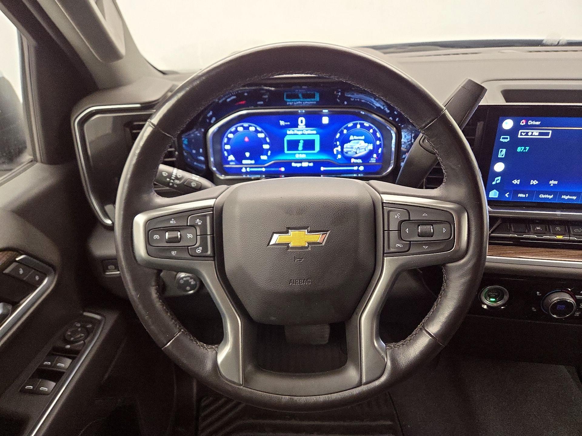 Thumbnail: 2022 Chevrolet Silverado 1500 - 10