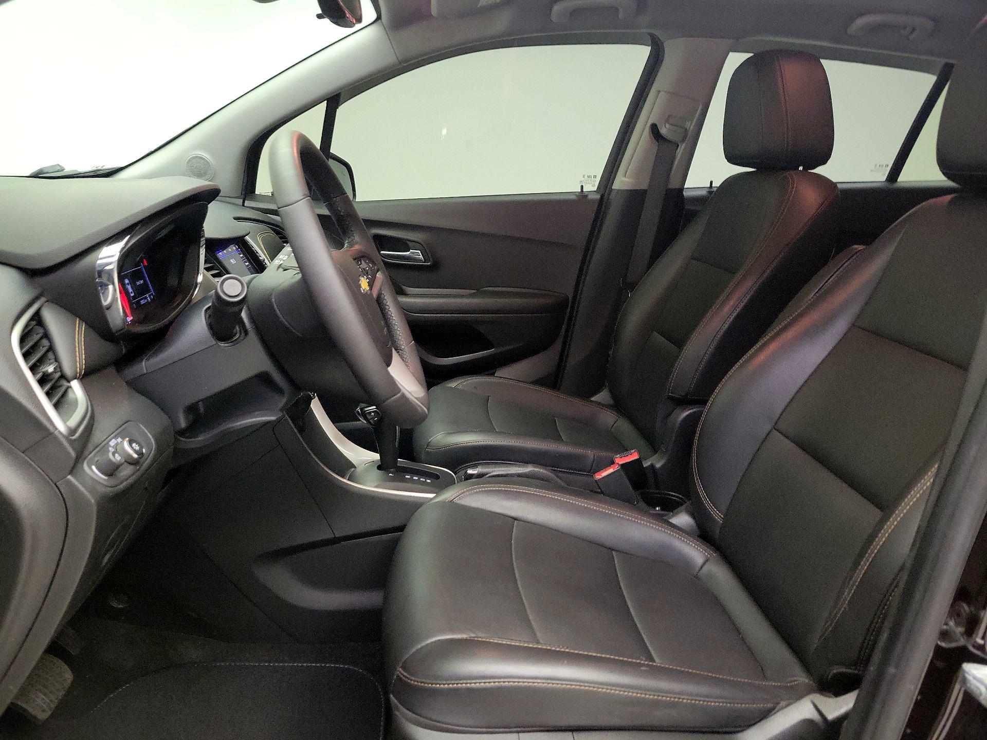 Thumbnail: 2021 Chevrolet Trax - 11