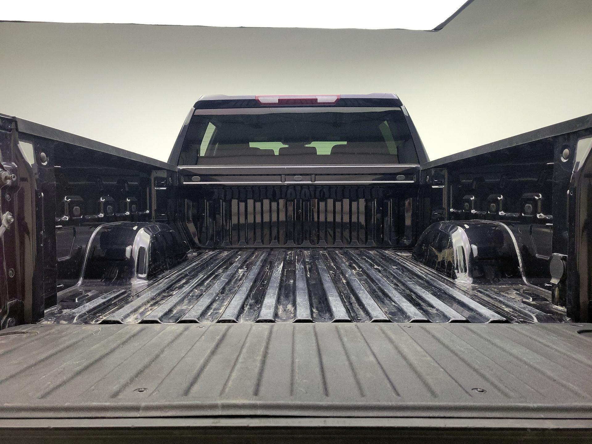 Thumbnail: 2022 Chevrolet Silverado 1500 - 20